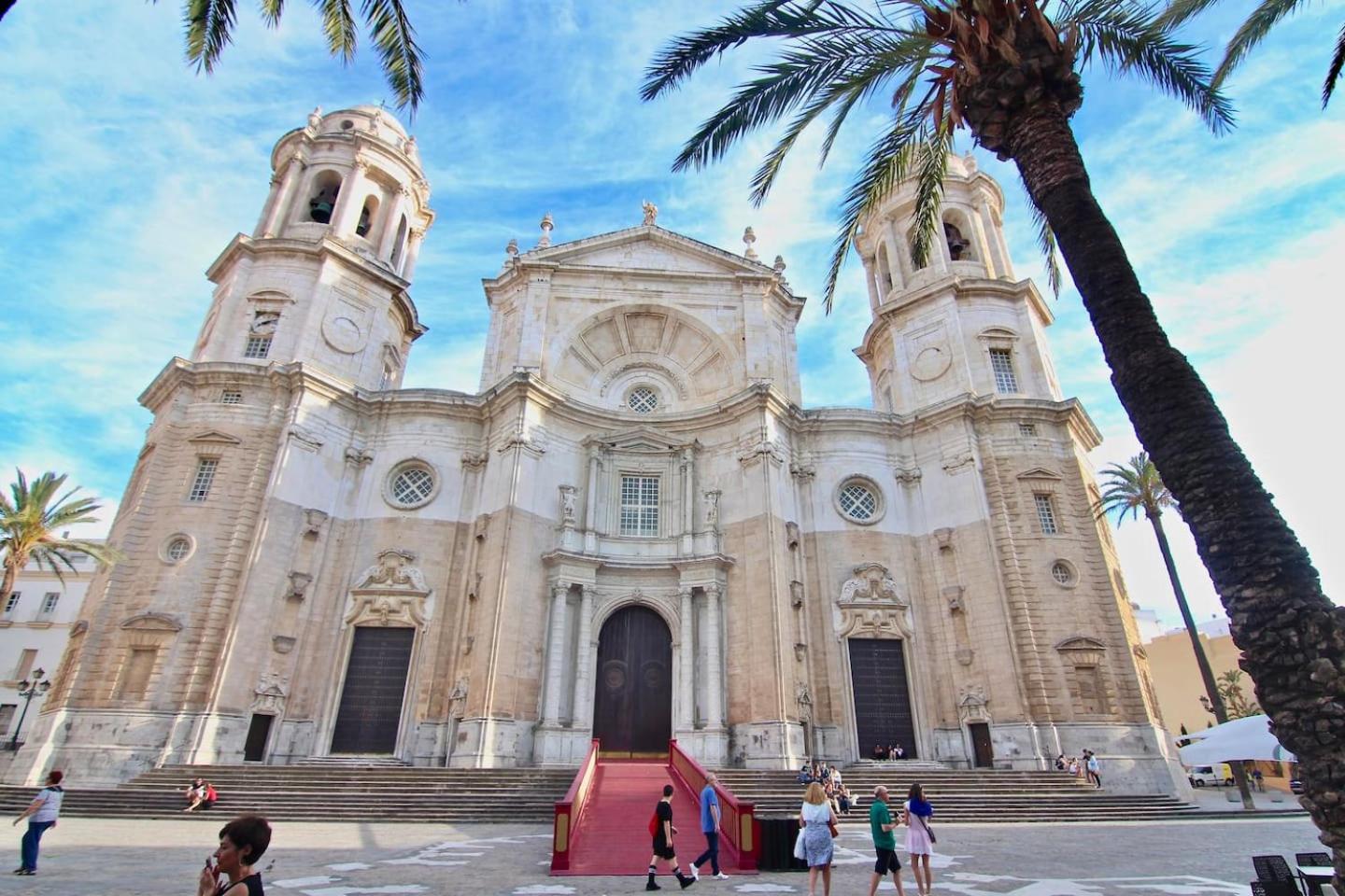 Apartamento MONÍSIMO en el corazón de CÁDIZ