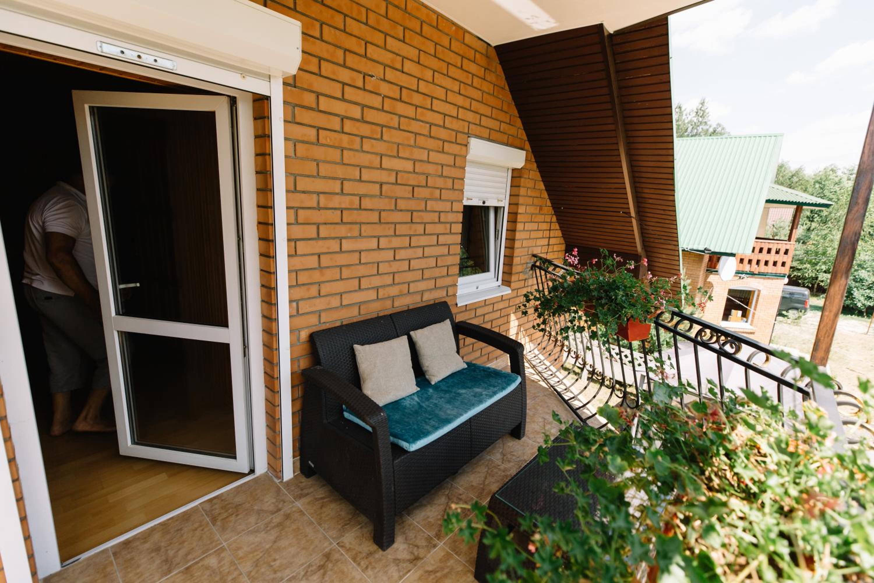 Sonyachni bungalo view 3