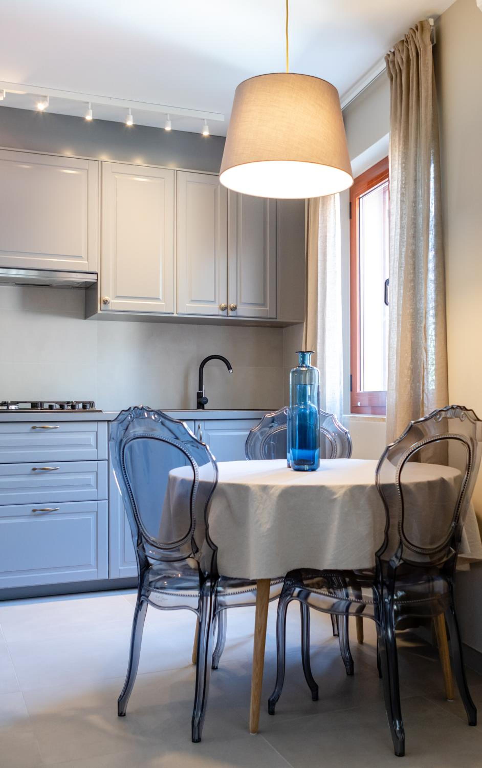 Contrada del Nonno Apartments (city center - private parking on-site)