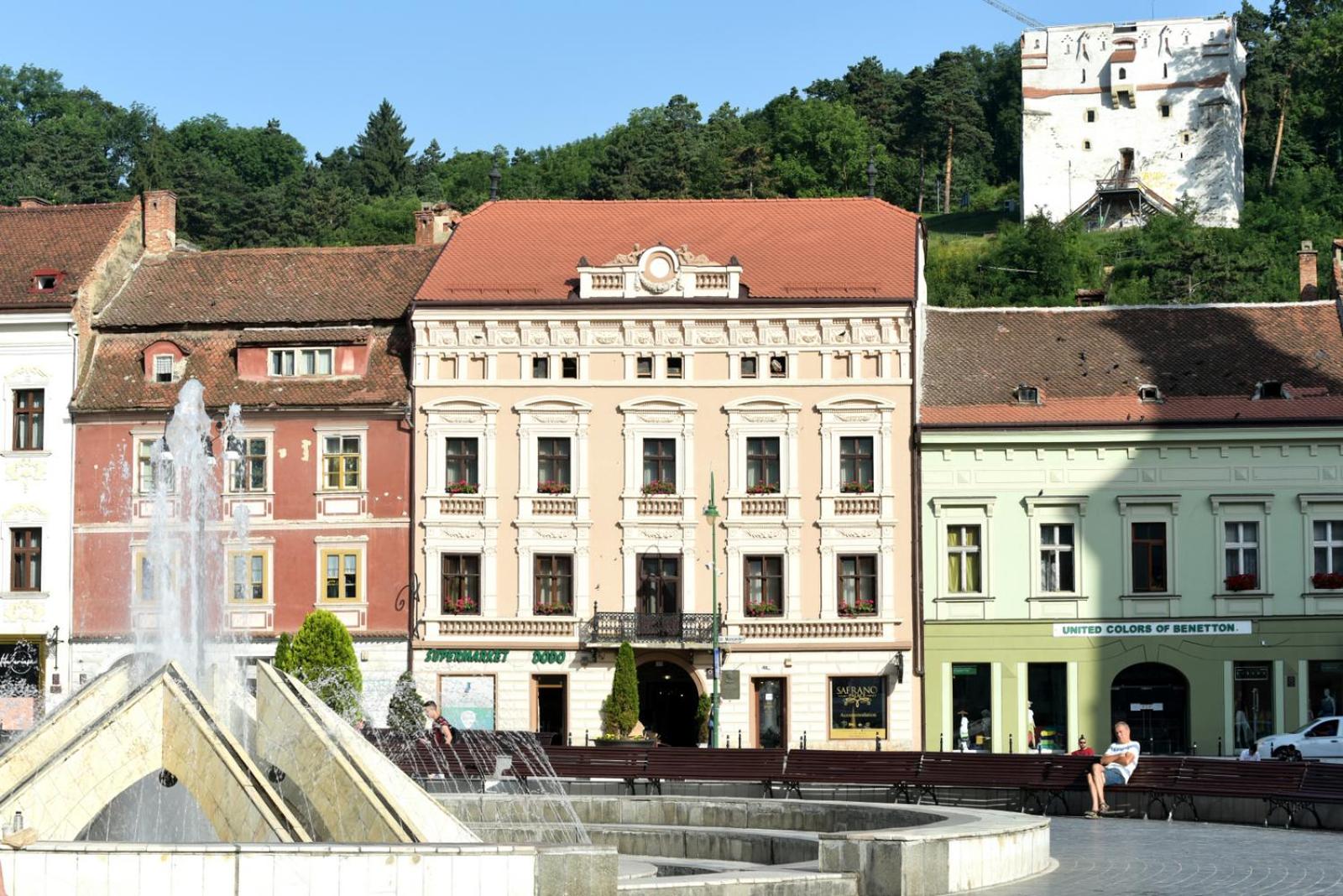 Safrano Palace