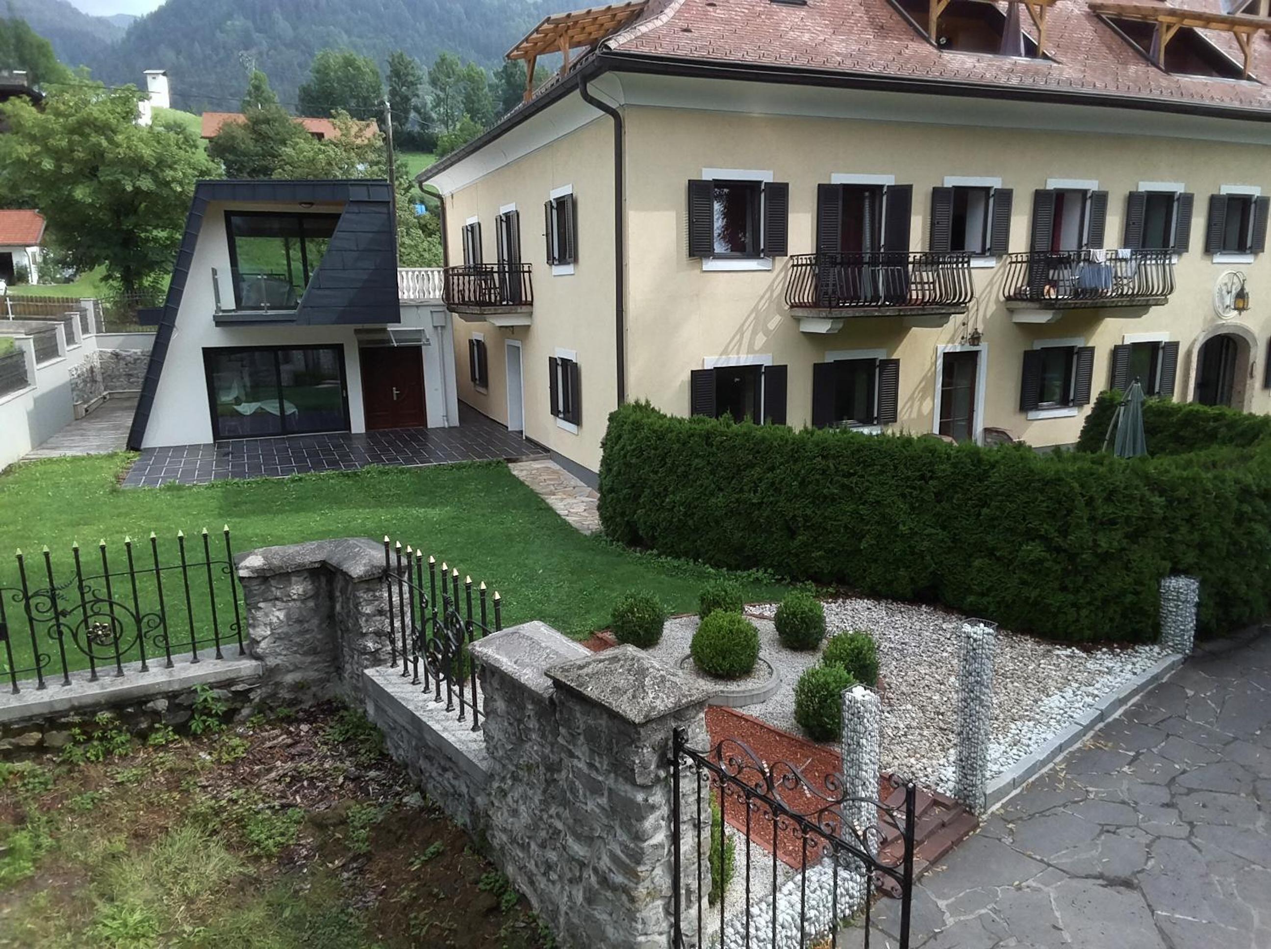 Garten- & Loggia-Appartement HERRENHAUS