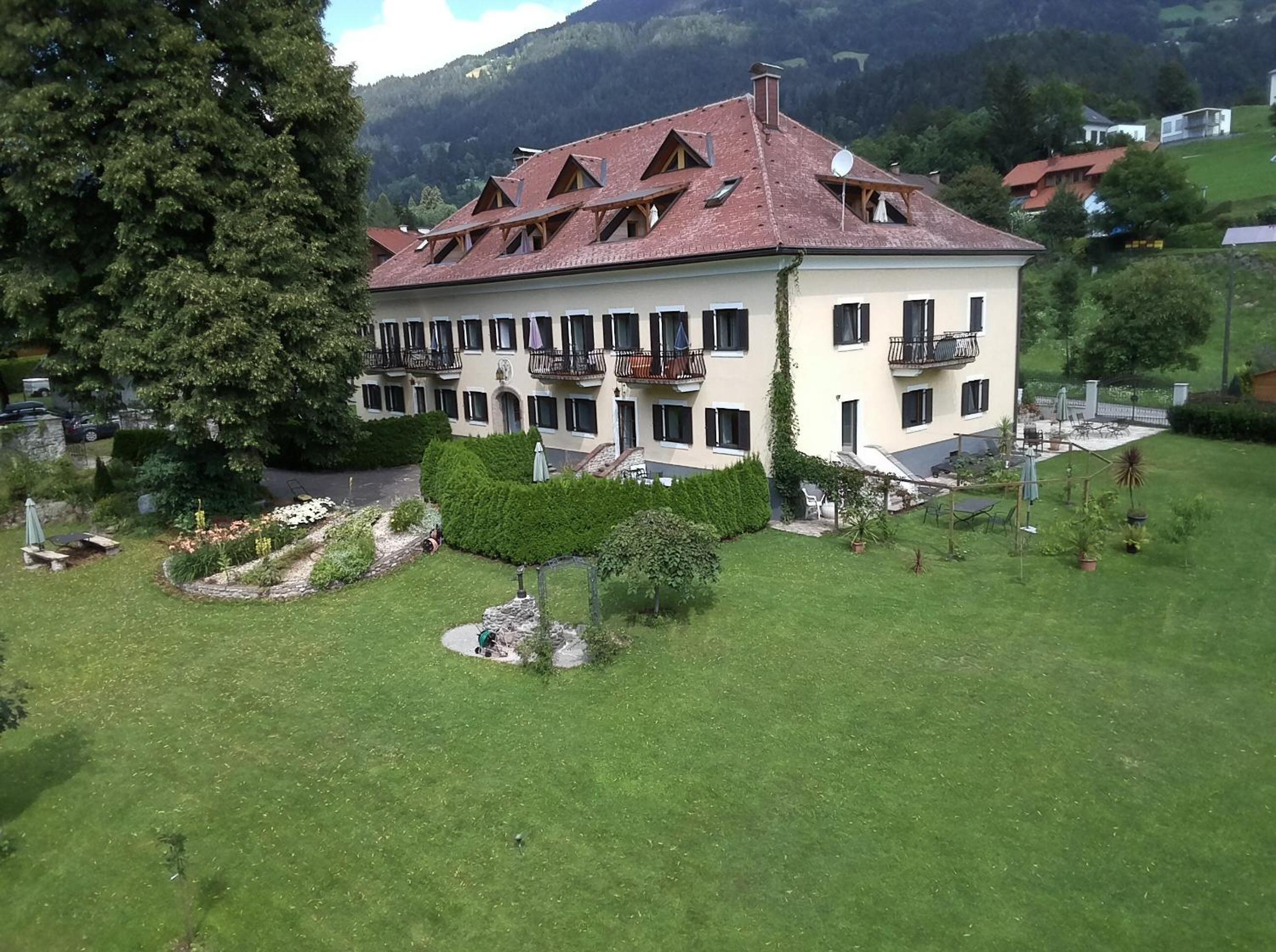 Garten- & Loggia-Appartement HERRENHAUS