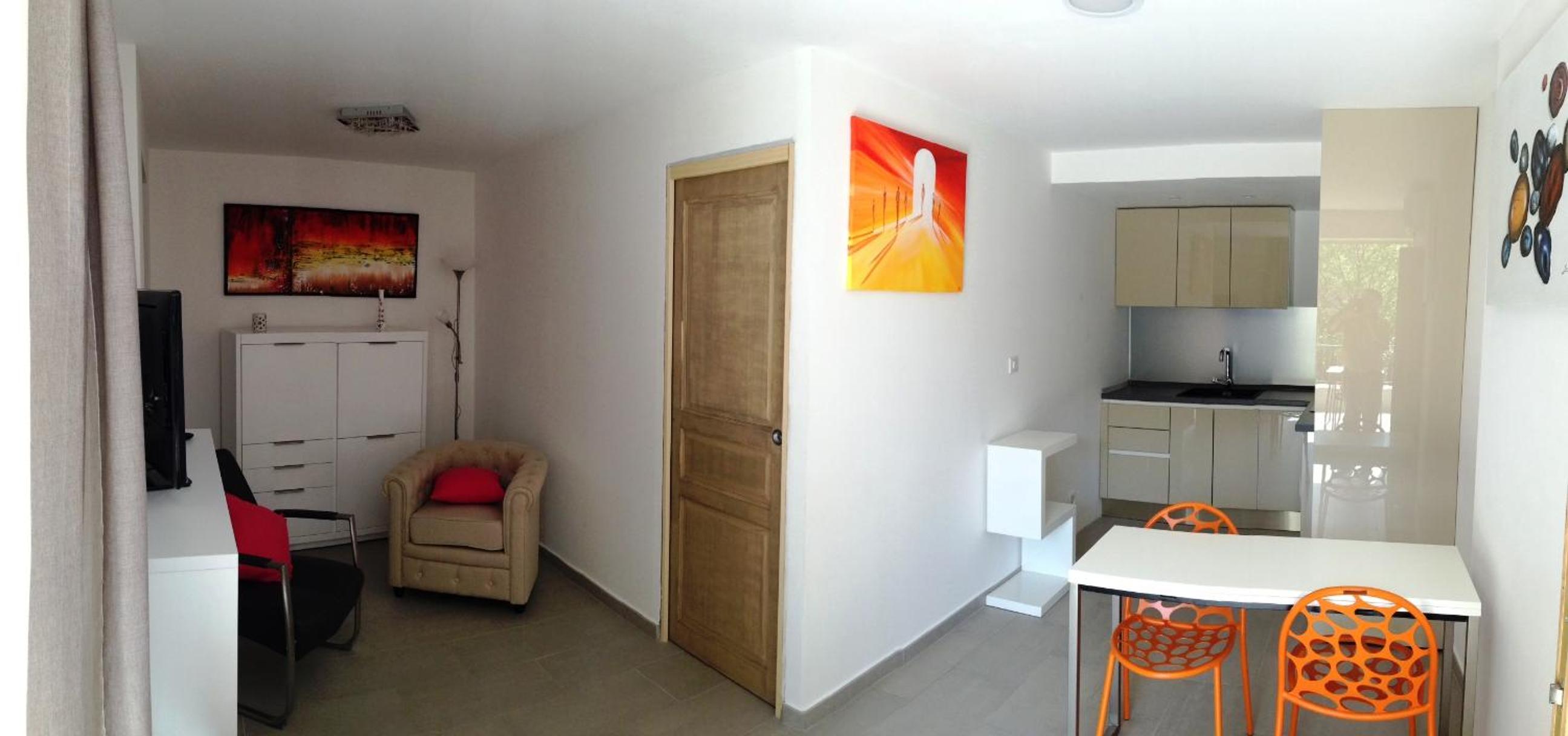Photo 7