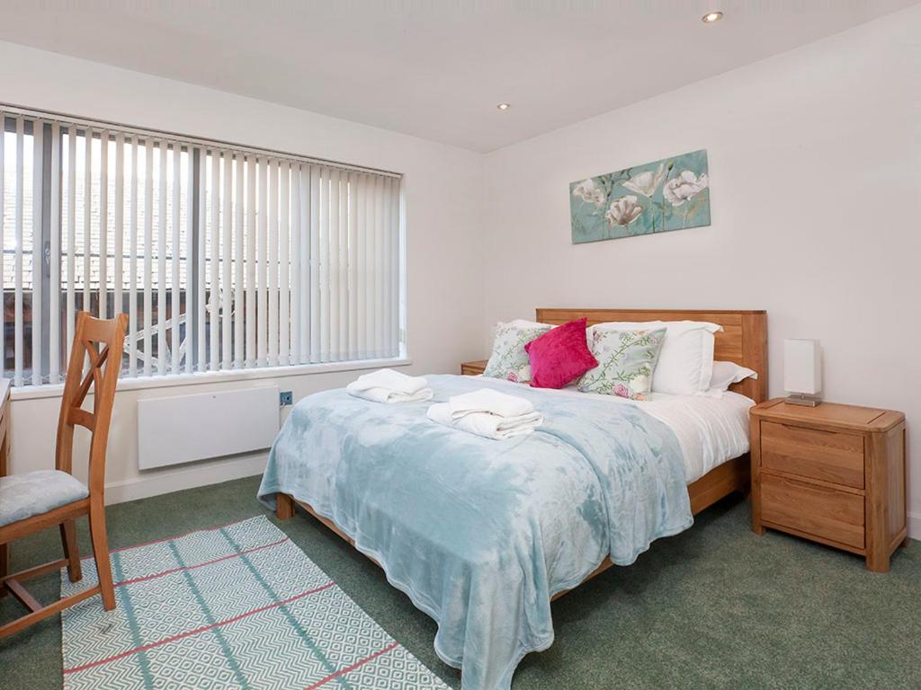 Almanna, Central York, only 6 minutes walk to York Minster view 3