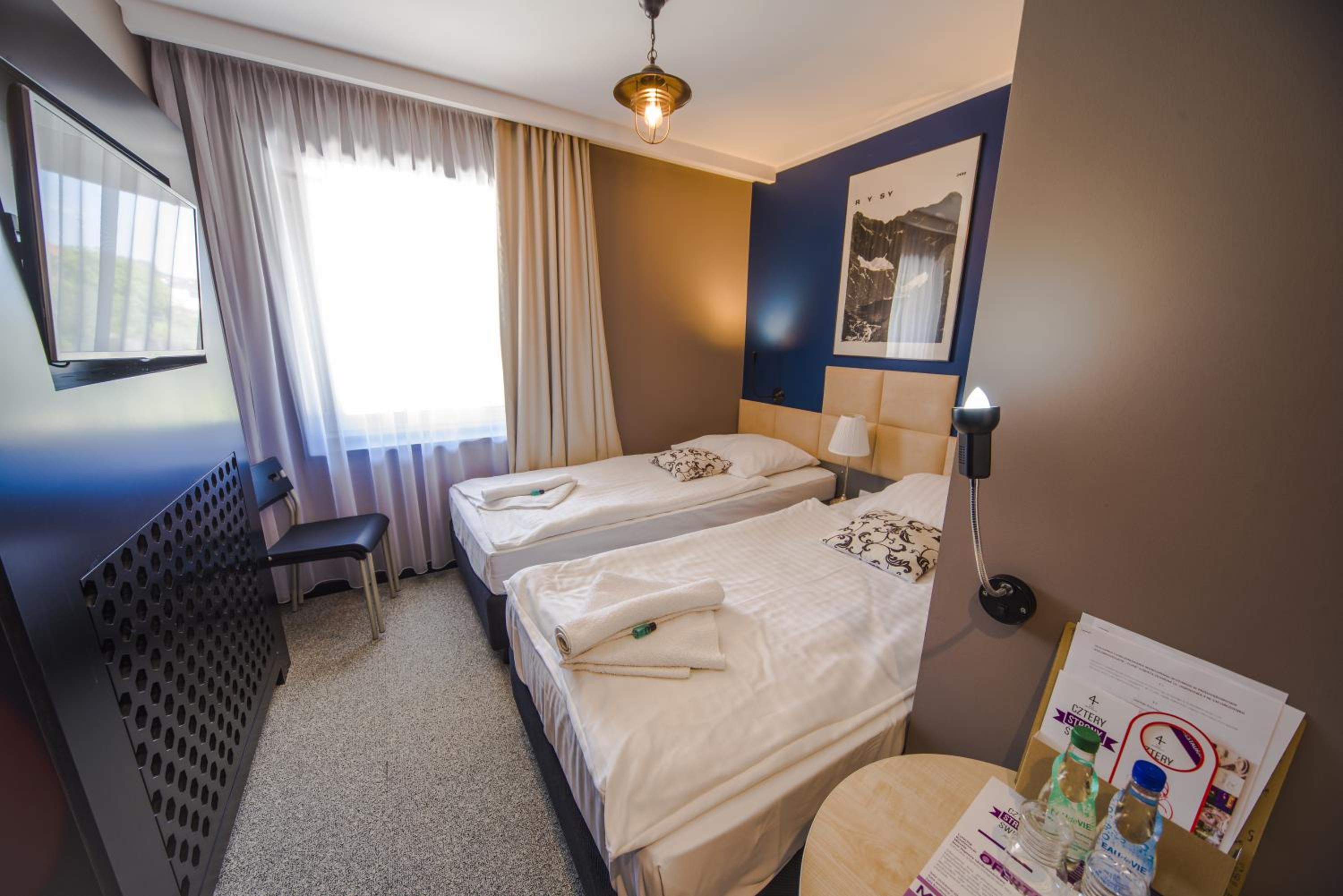 Hotel 4, photo 44