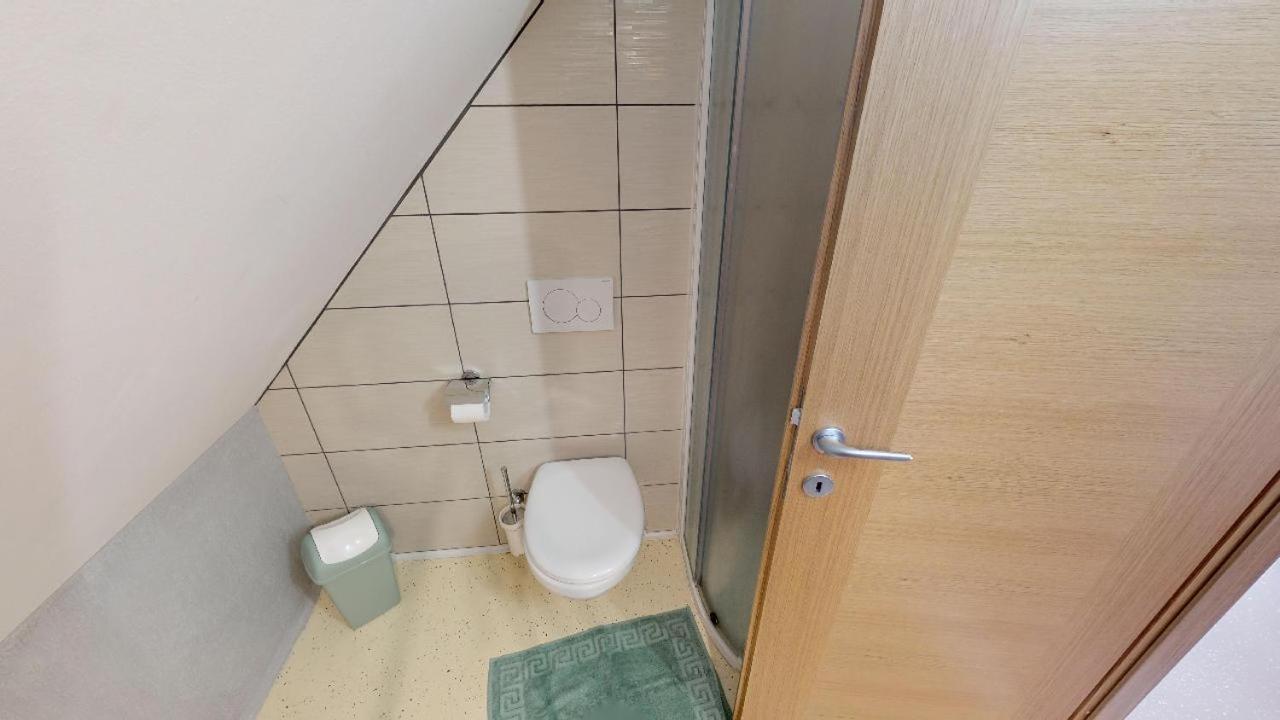Photo 28