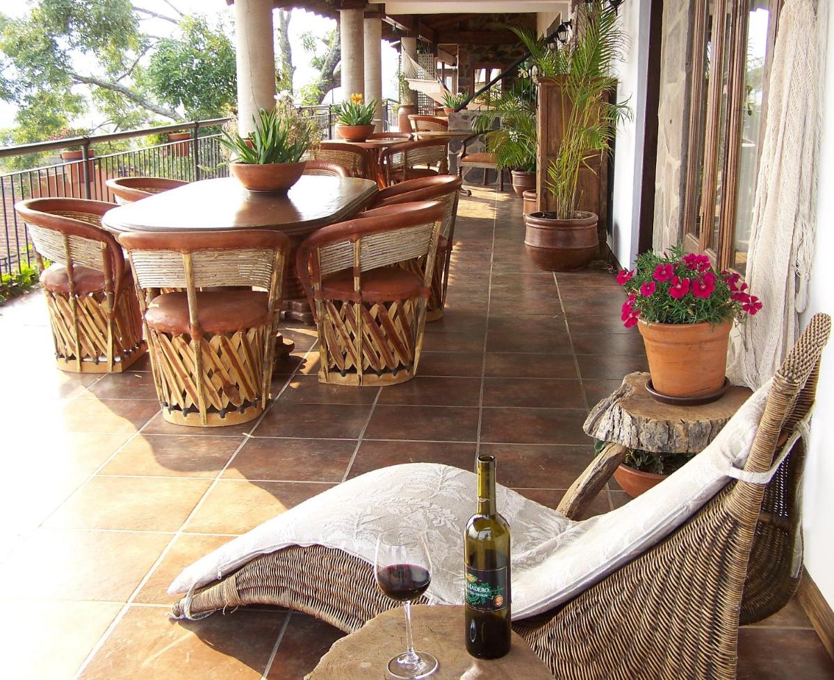 balcony