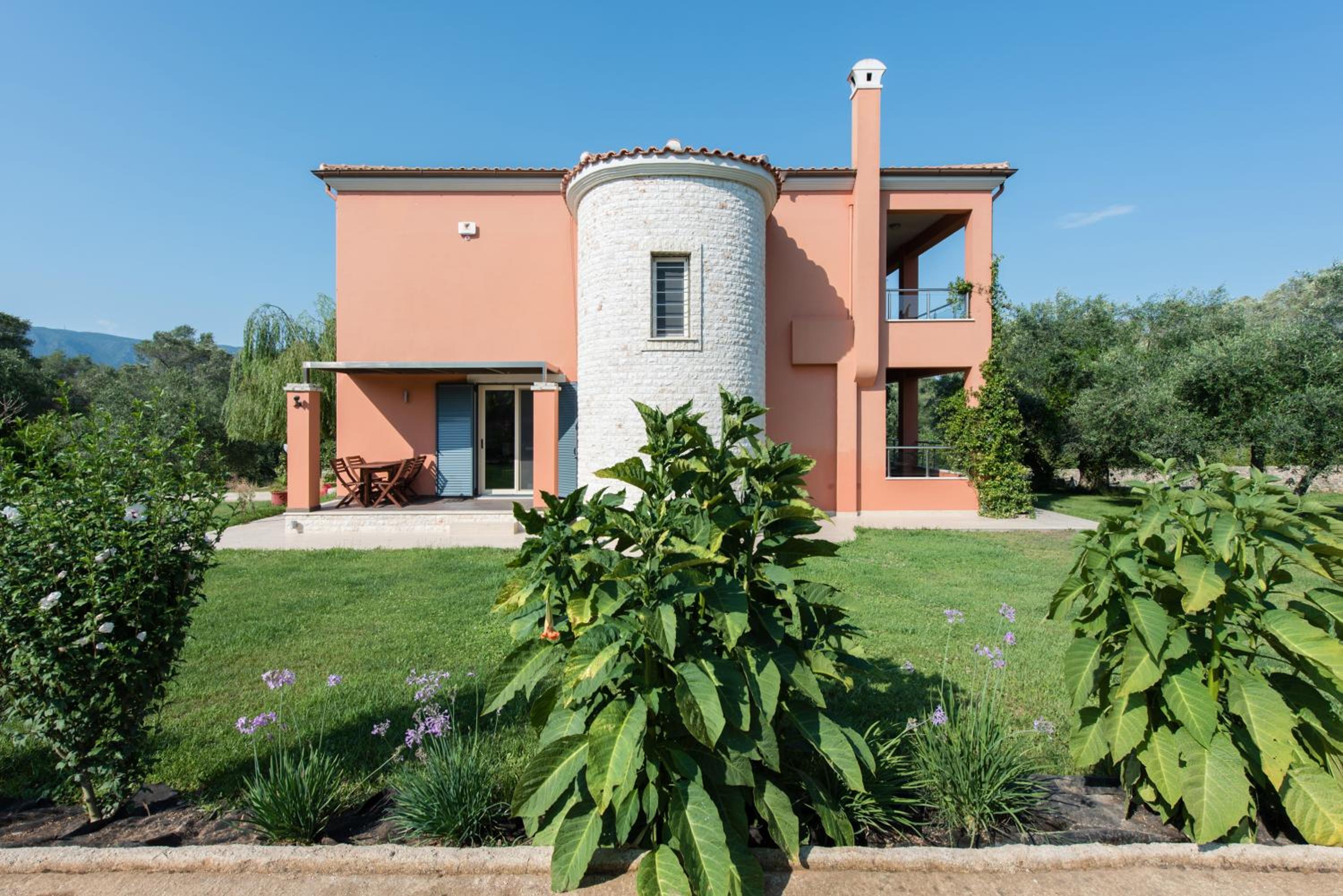 Girasole Villa view 2