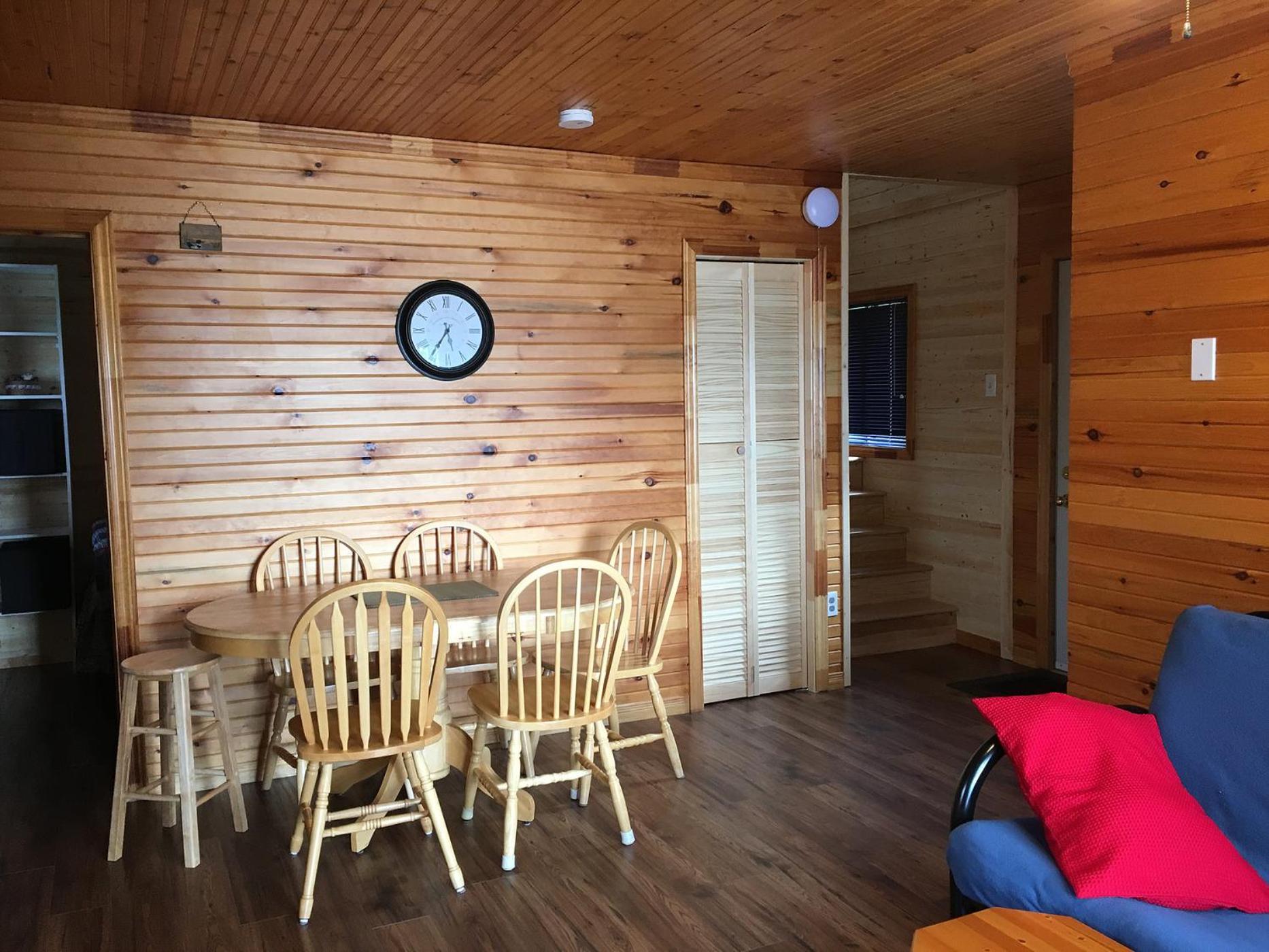 Sandy Shore Cottages Luxury Resort on Rice Lake