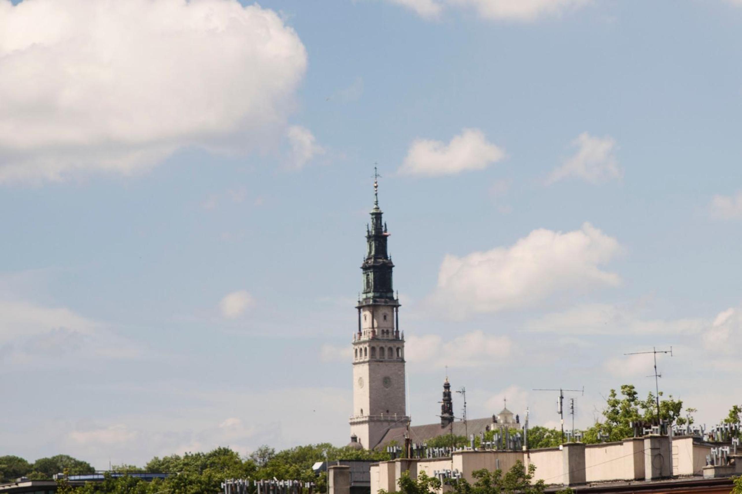 75m2 Apartament Kopernik z widokiem na Jasną Górę