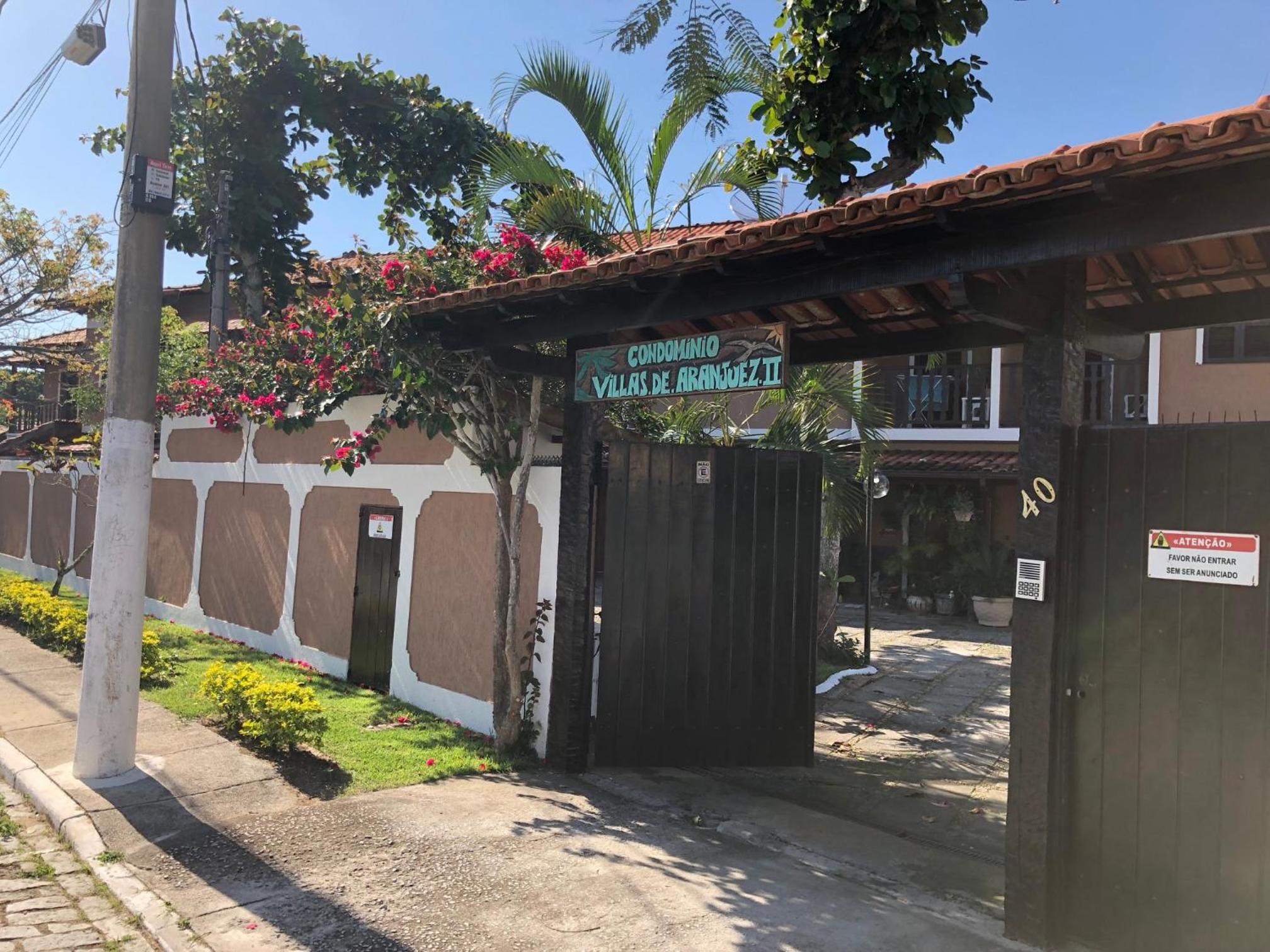 CASA DE PRAIA DO PERÓ