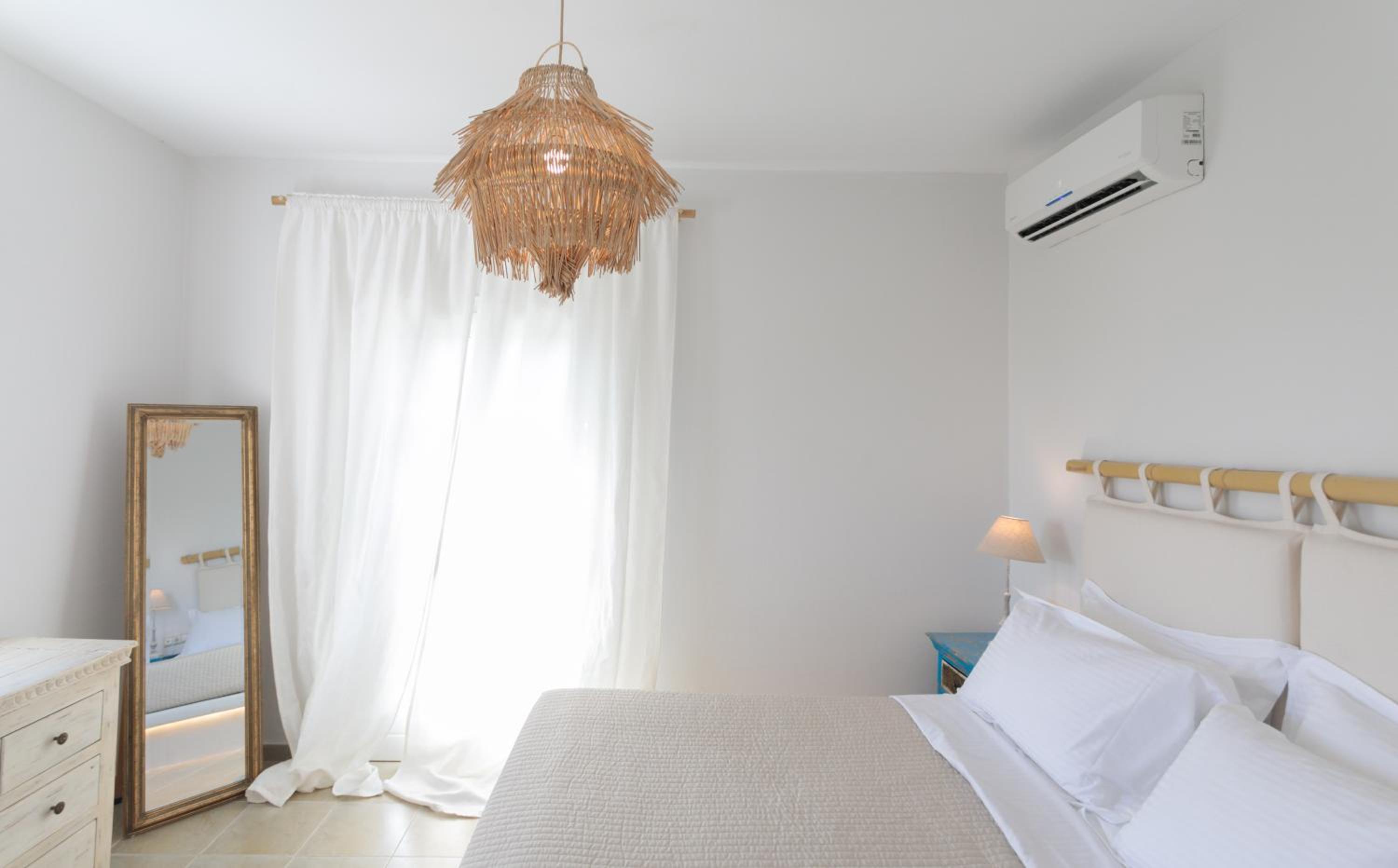 Seaside Naxos • Holiday Villas