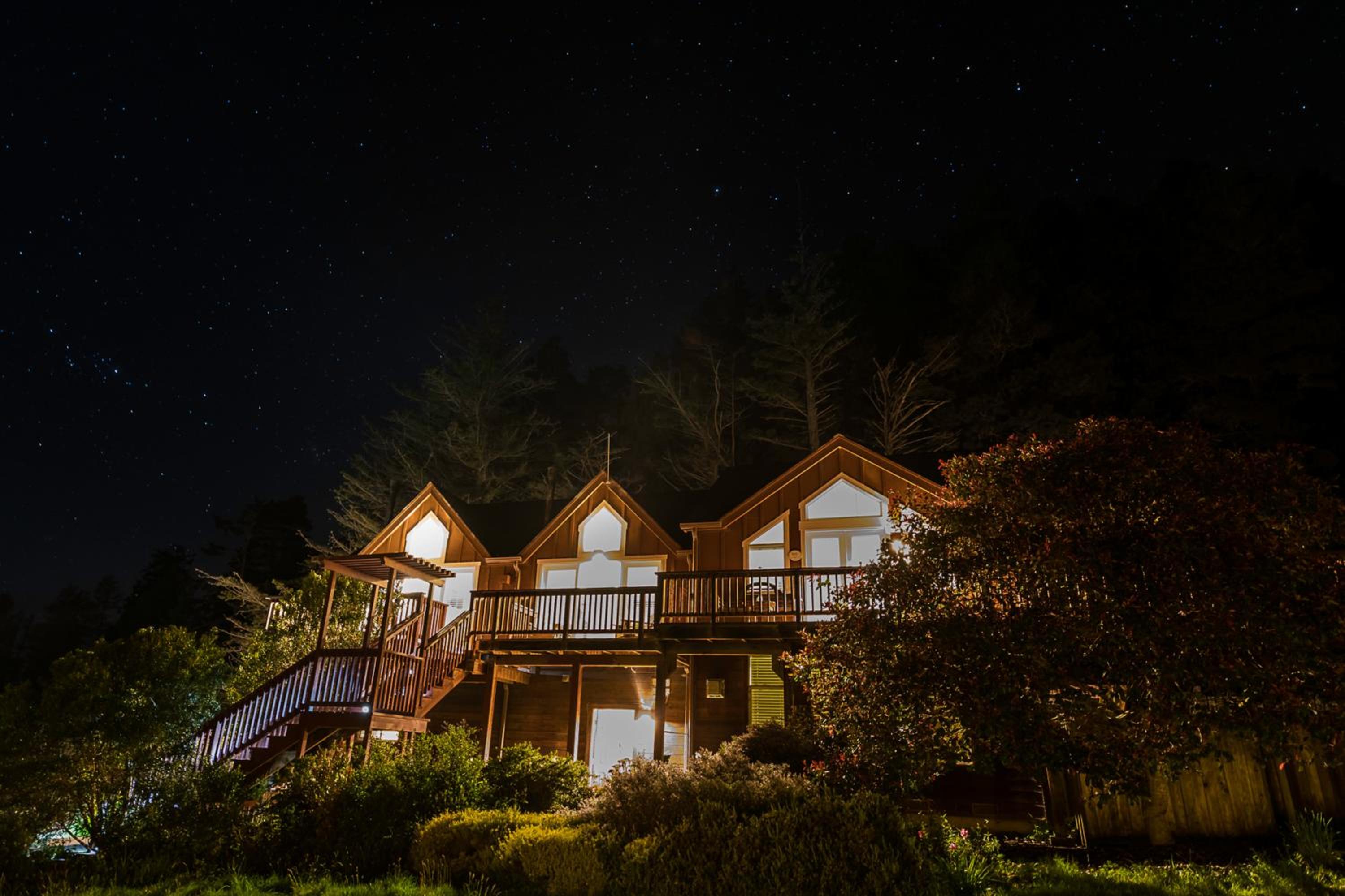 Inn at Schoolhouse Creek view 2