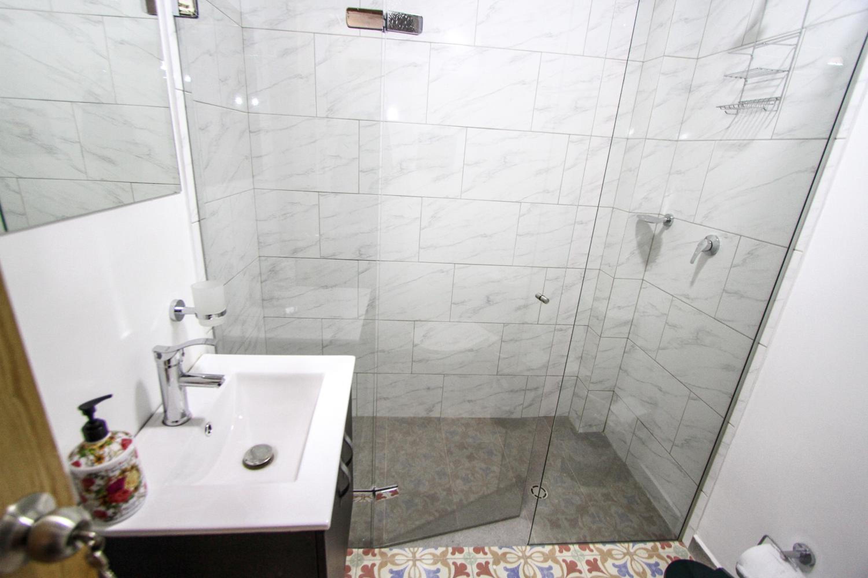 Casa Tuvia