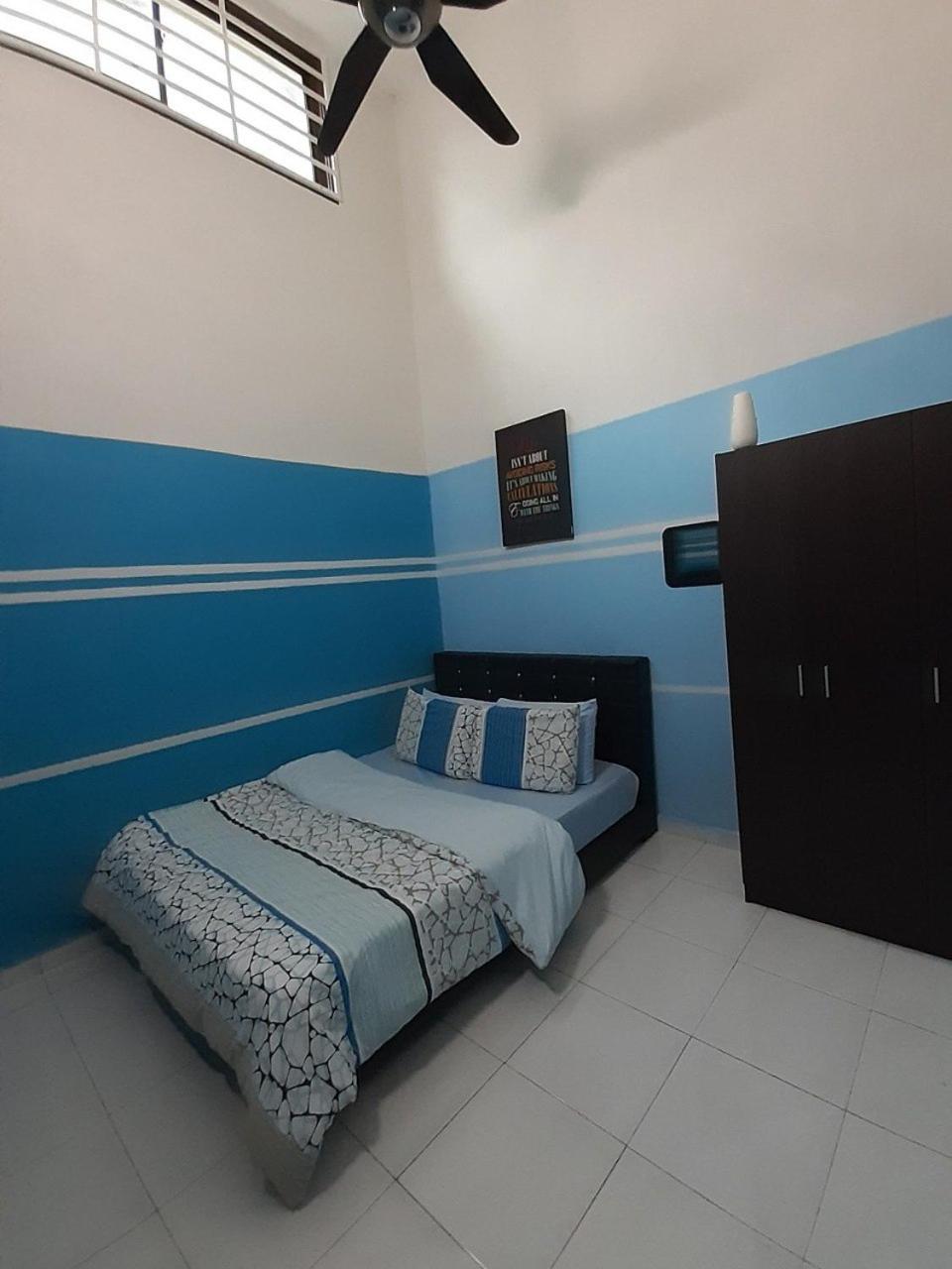 Homestay Fully Aircond Free Wifi Near MITC,UTEM photo 1
