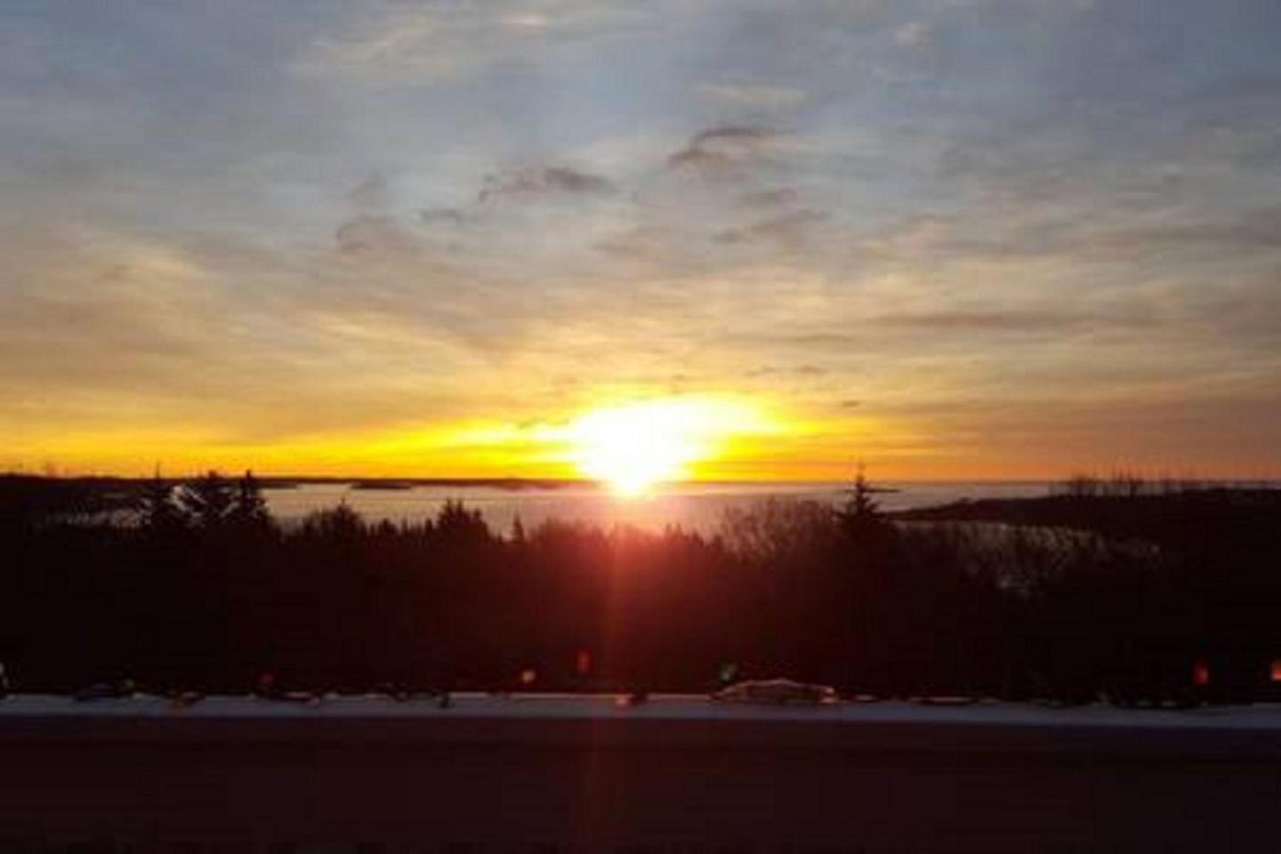 Panorama Sunrise House