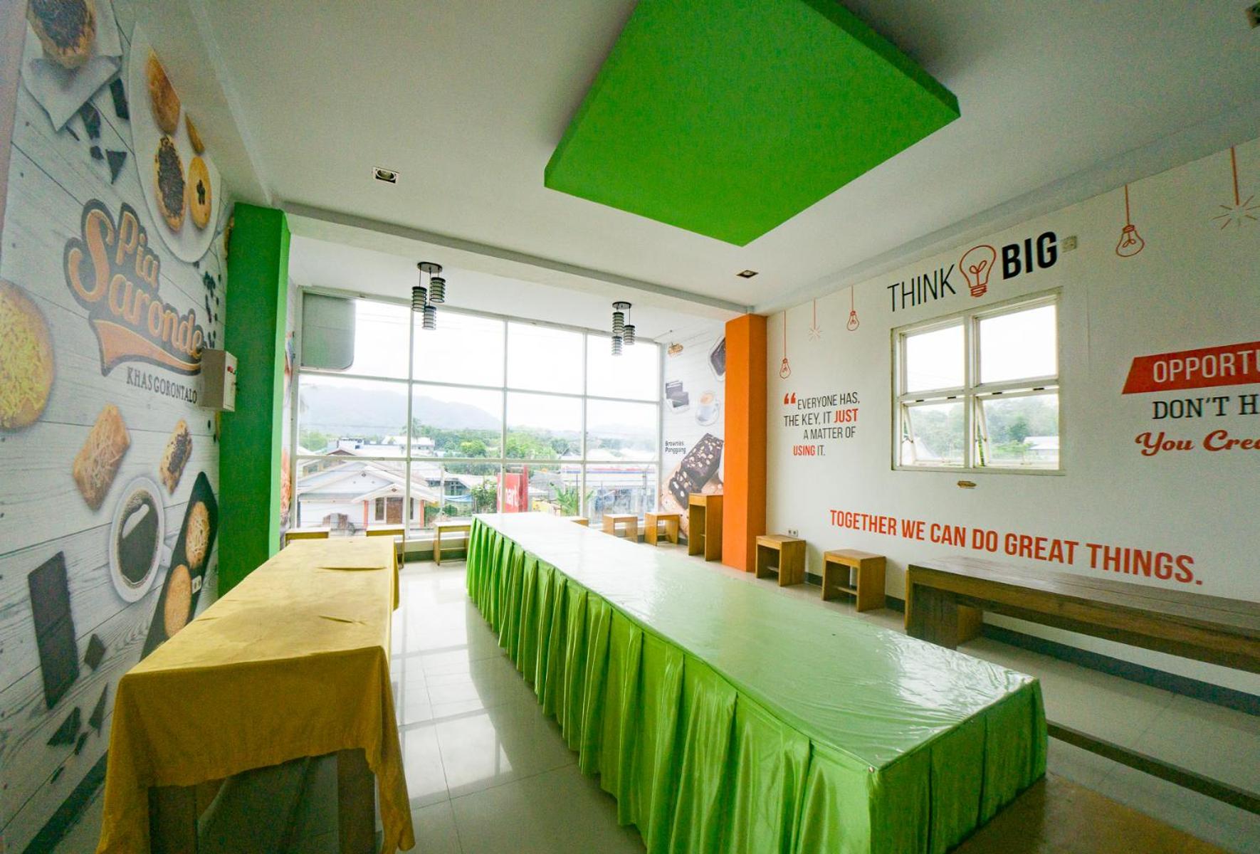 RedDoorz Plus Syariah @ Pentadio Gorontalo view 2