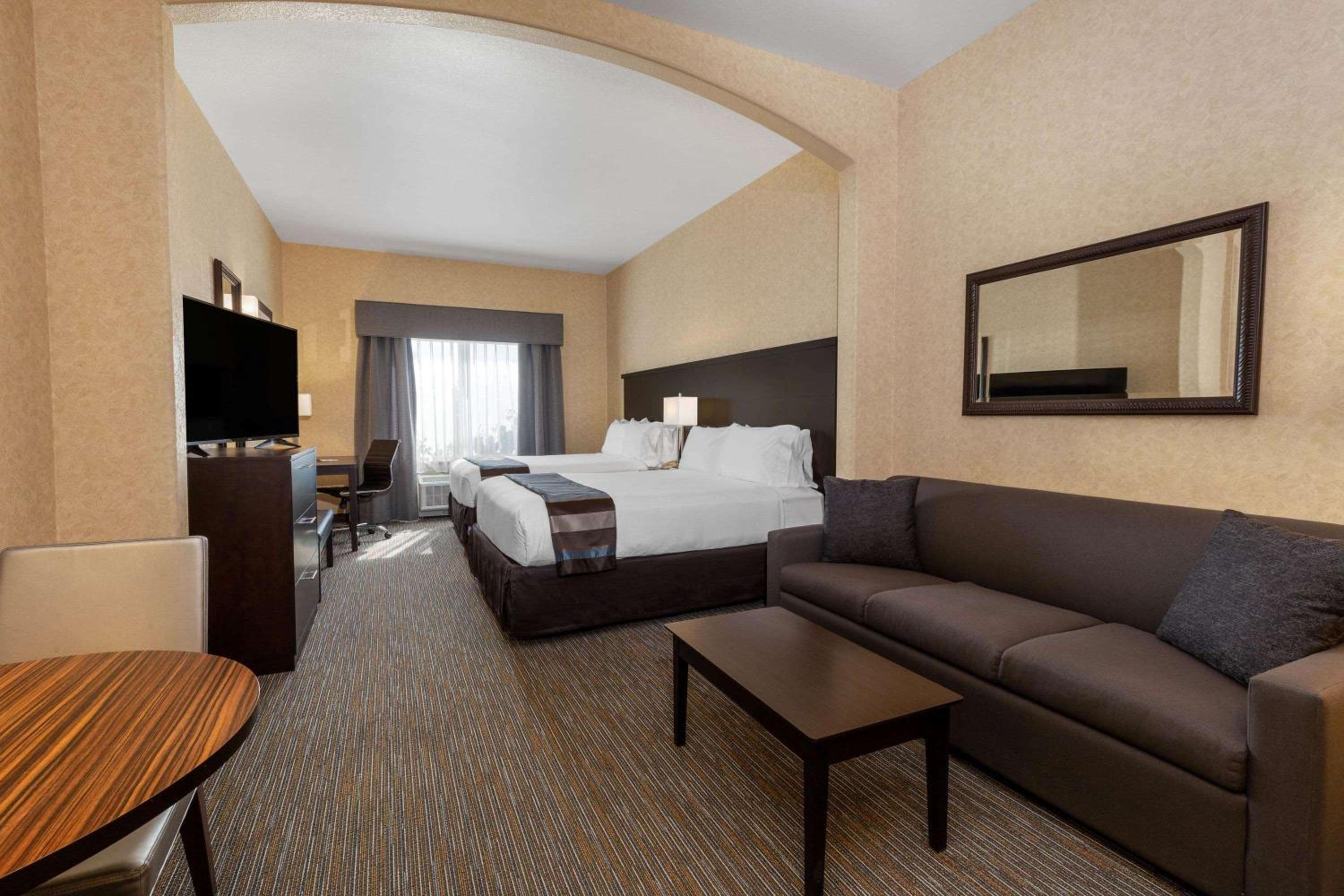 Moses Lake Vacations - Wingate by Wyndham Moses Lake - Property Image 2