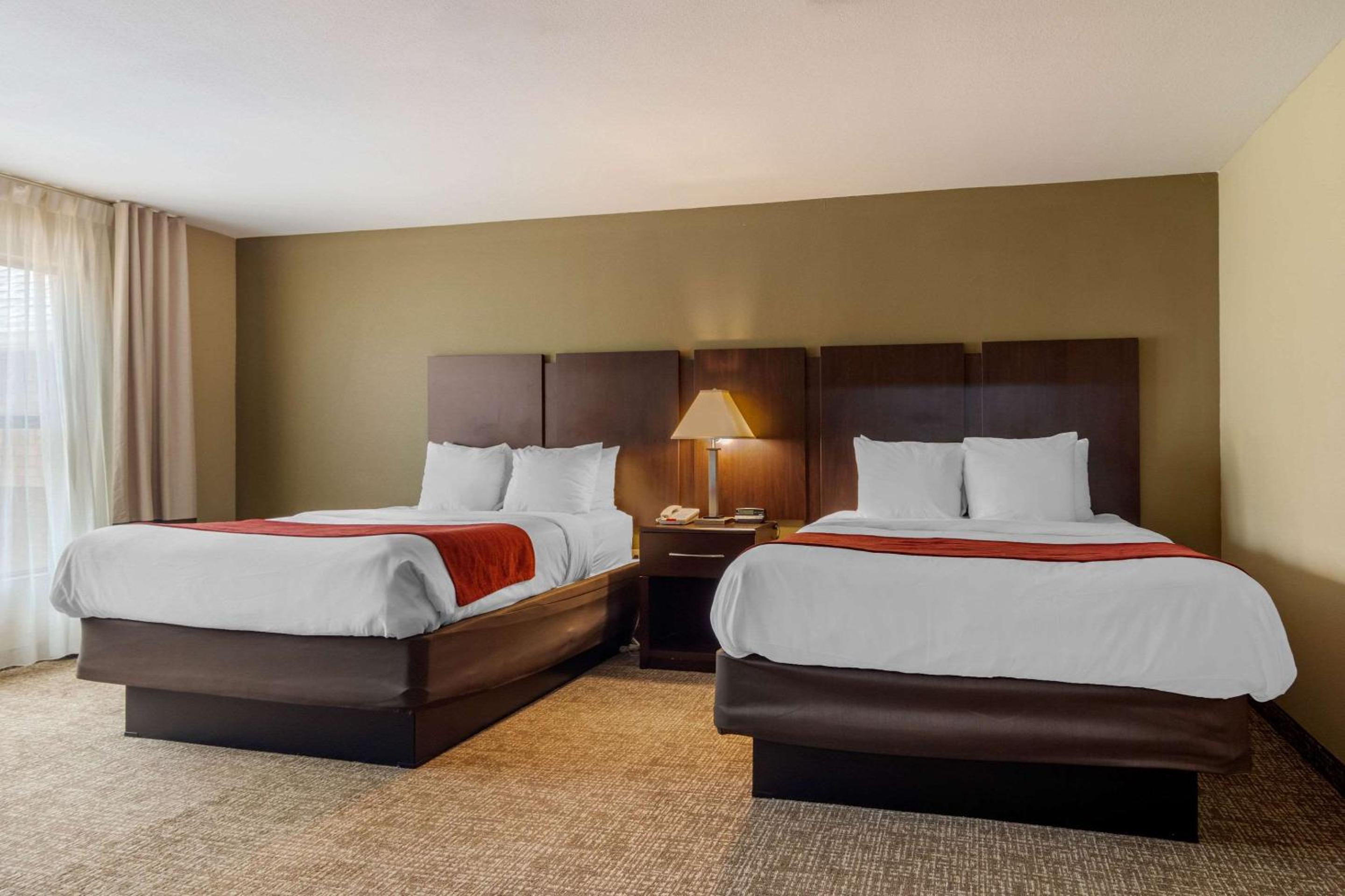 Perry Vacations - Comfort Inn Suites Perry National Fairgrounds Area - Property Image 35