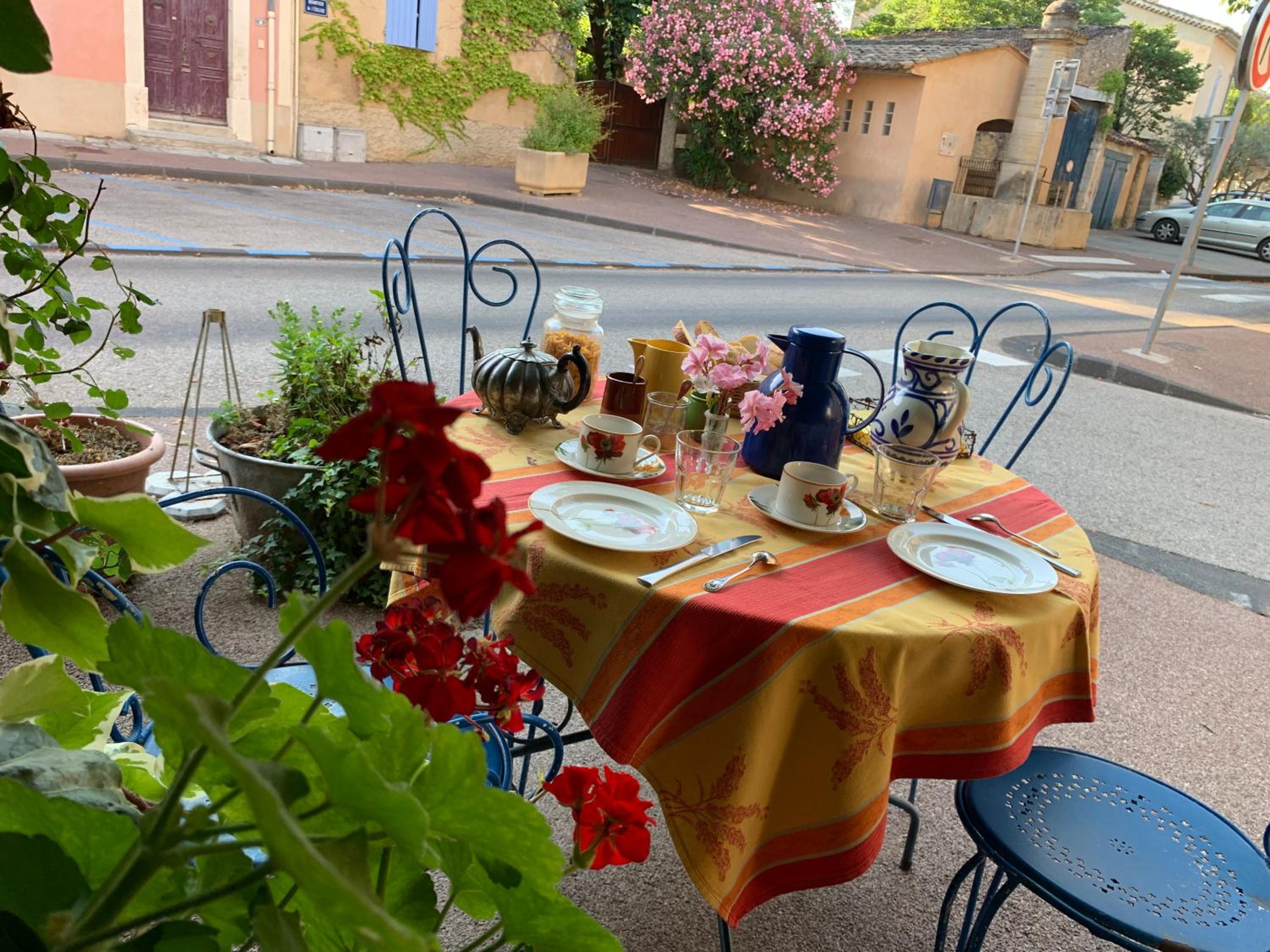 La Sarrasine view 2