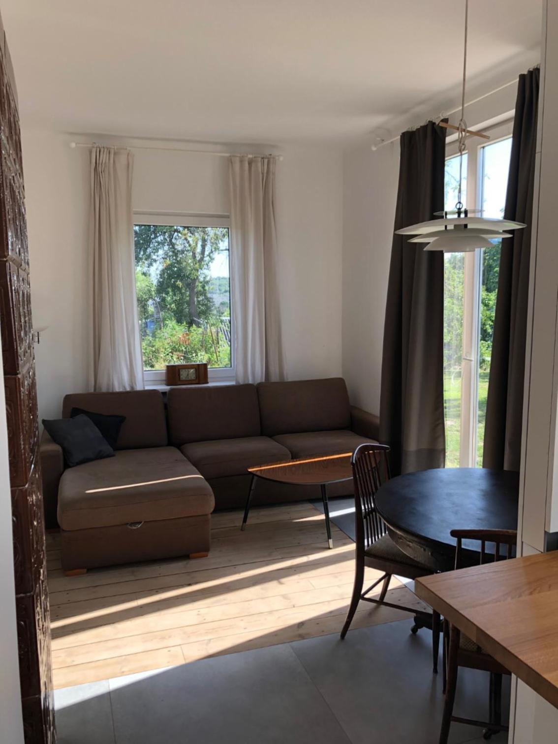 Hillside view house with garden, private parking, quiet location - 12 min to Old town anytime, Long stays welcome view 2