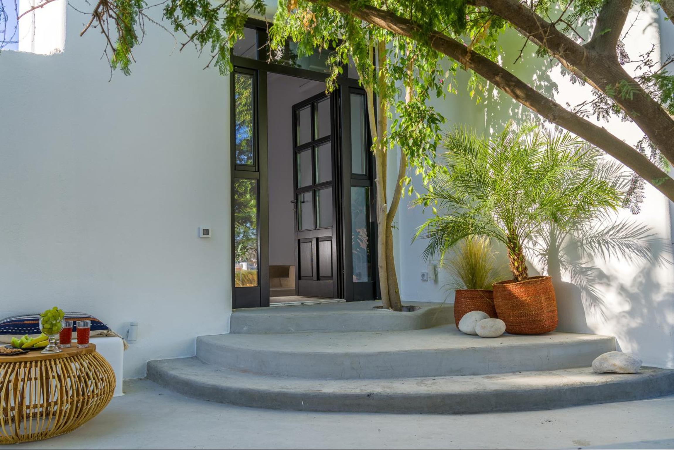 Hotel Euphoria Chora Naxos - Image 1