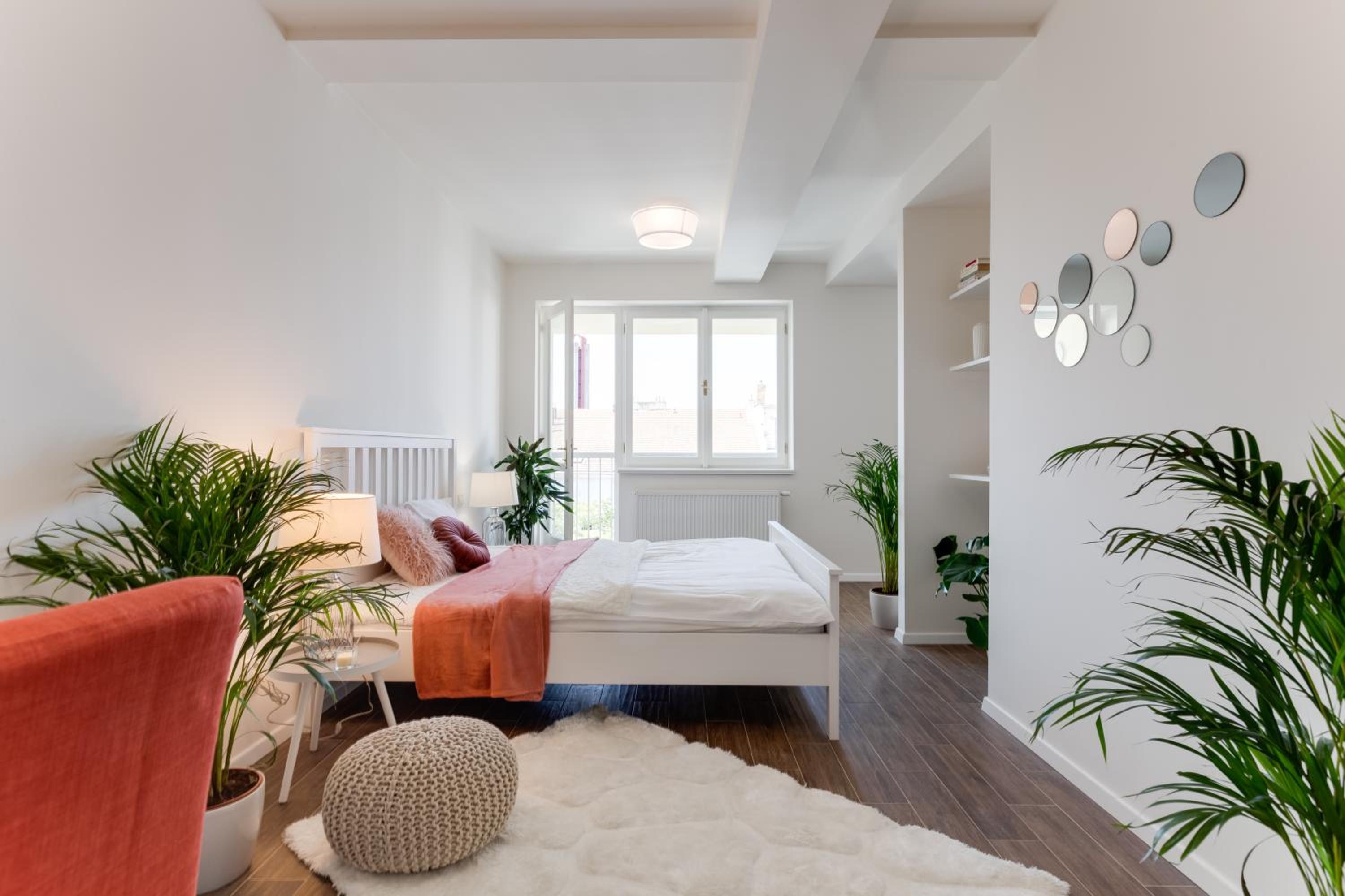 Garden apartment in the center - Leg12