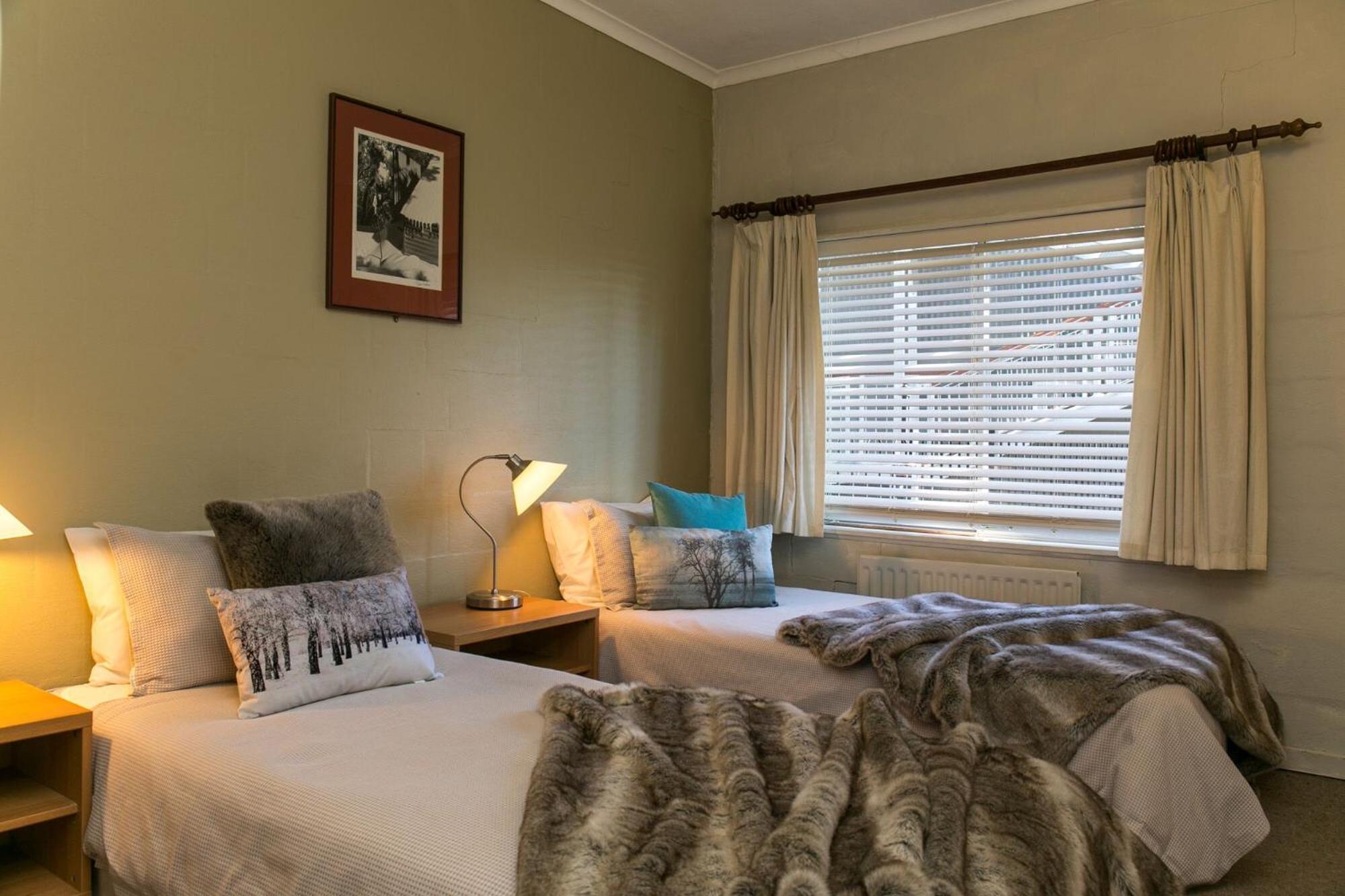 Feathertop Alpine Lodge