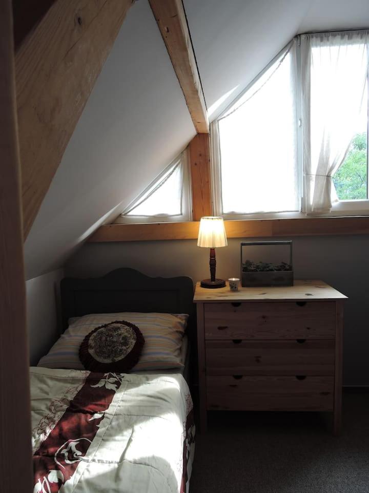 Photo 33