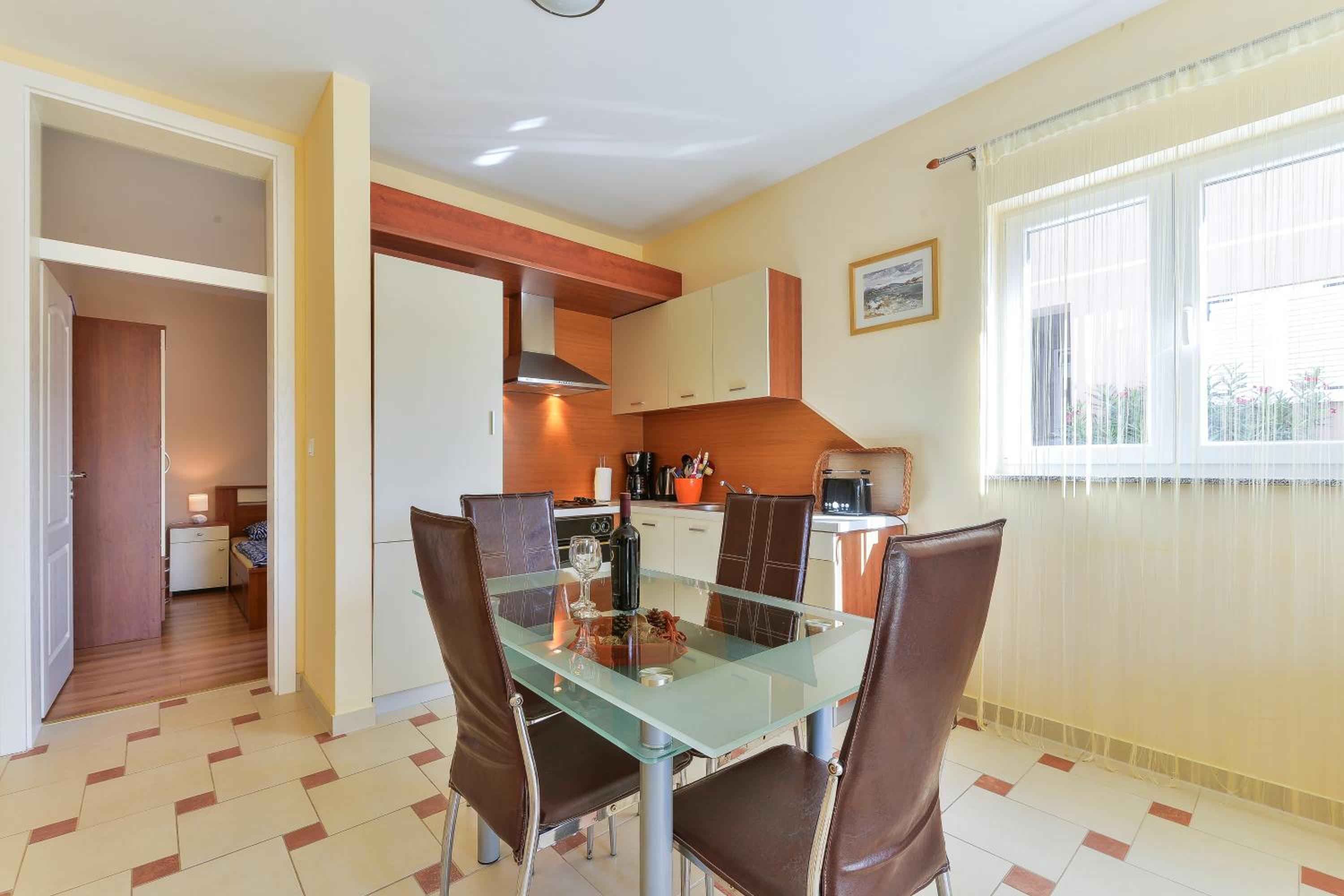 Apartments Đaković view 3