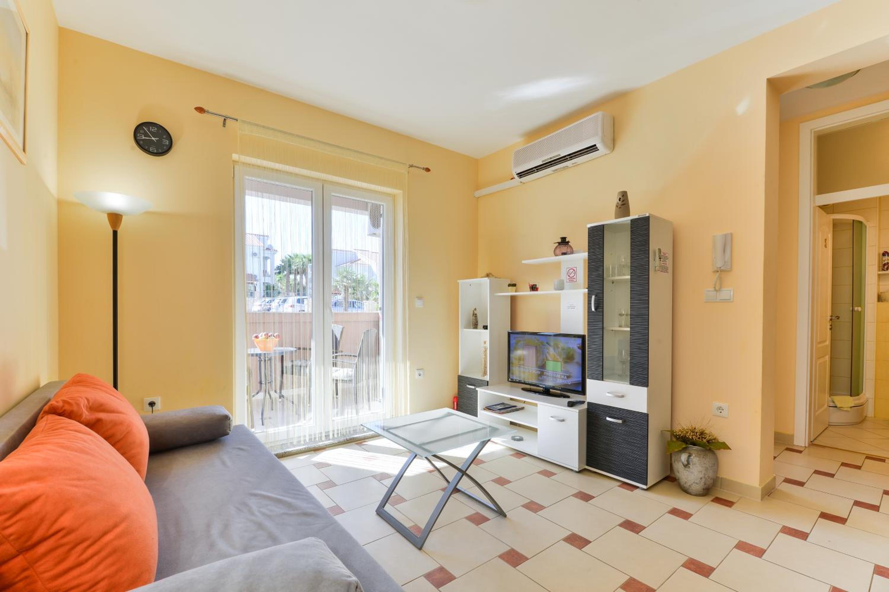 Apartments Đaković view 5