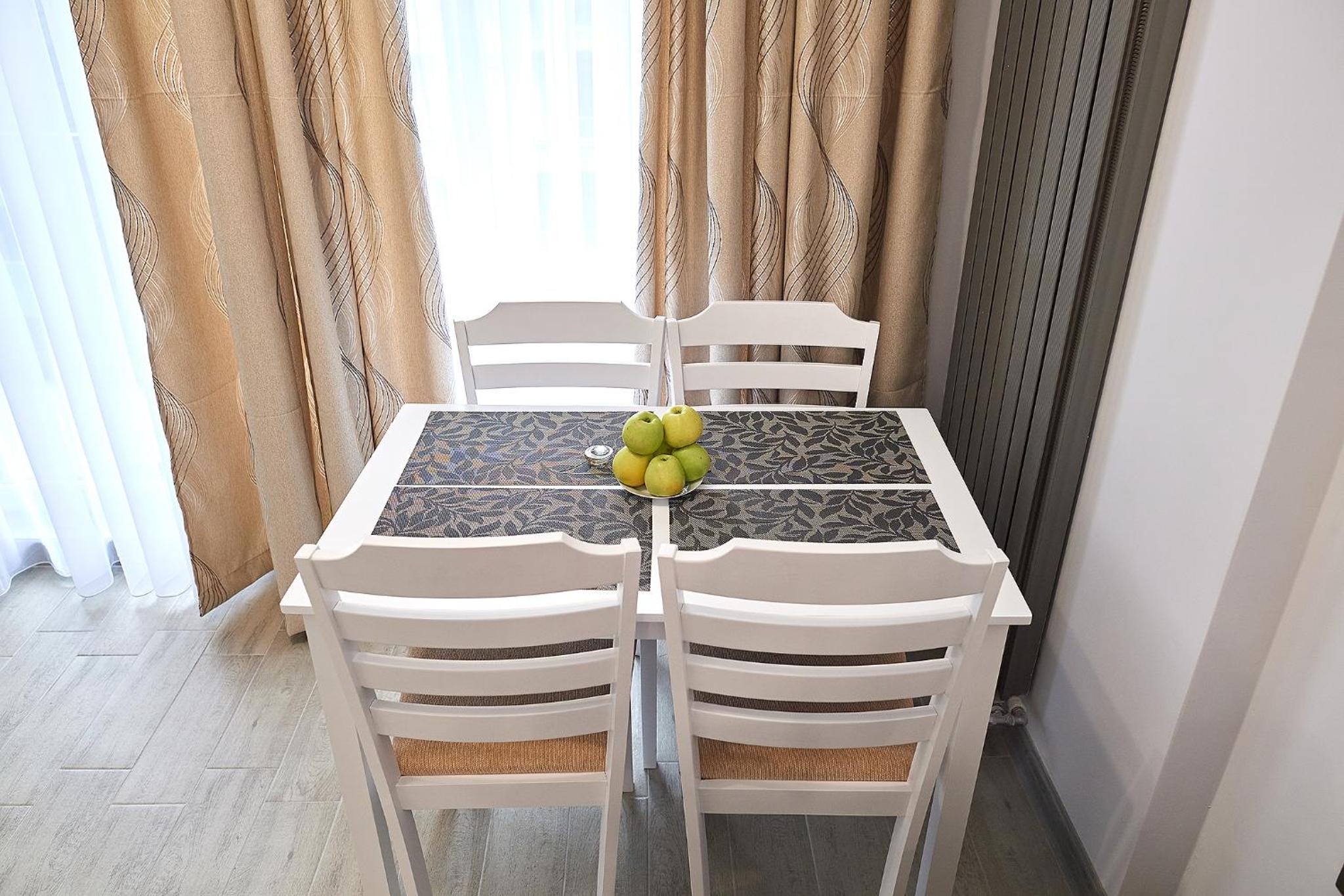 Sea Gem 2BR apt Spa n Pool Beach resort view 2