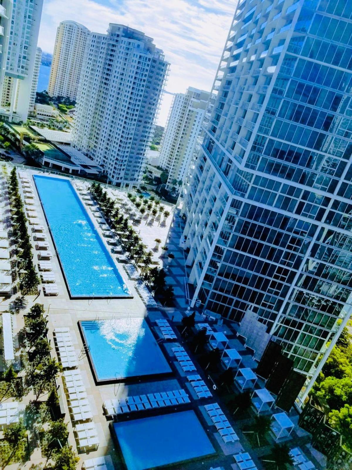 Iconbrickell