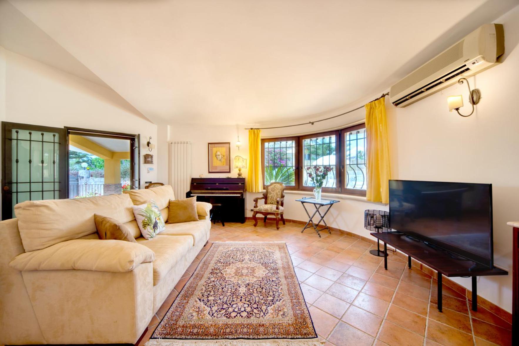 Villa Anbegia view 5
