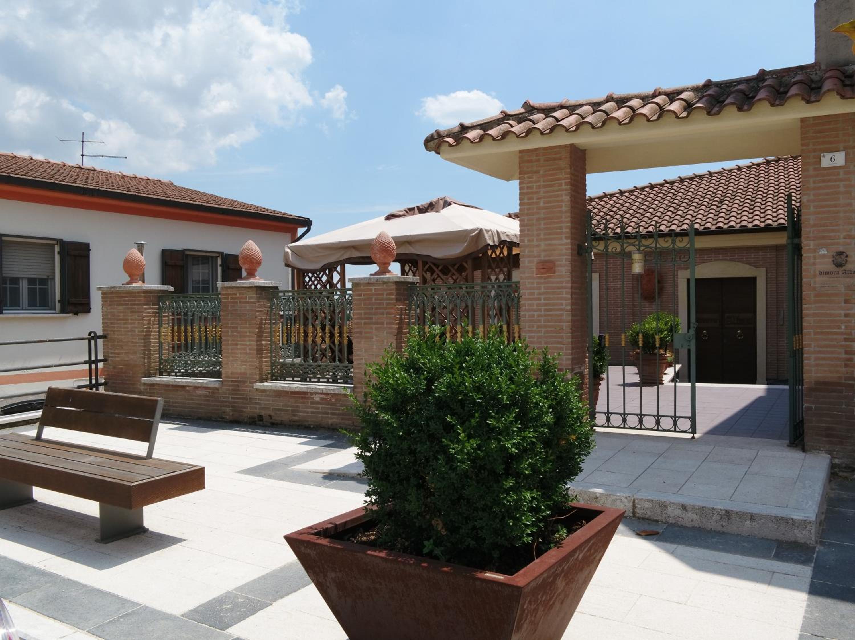 Luxury B&B Dimora Albani