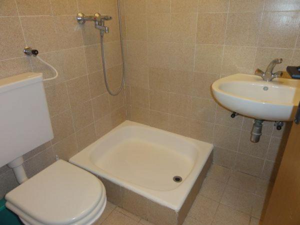 Photo 56