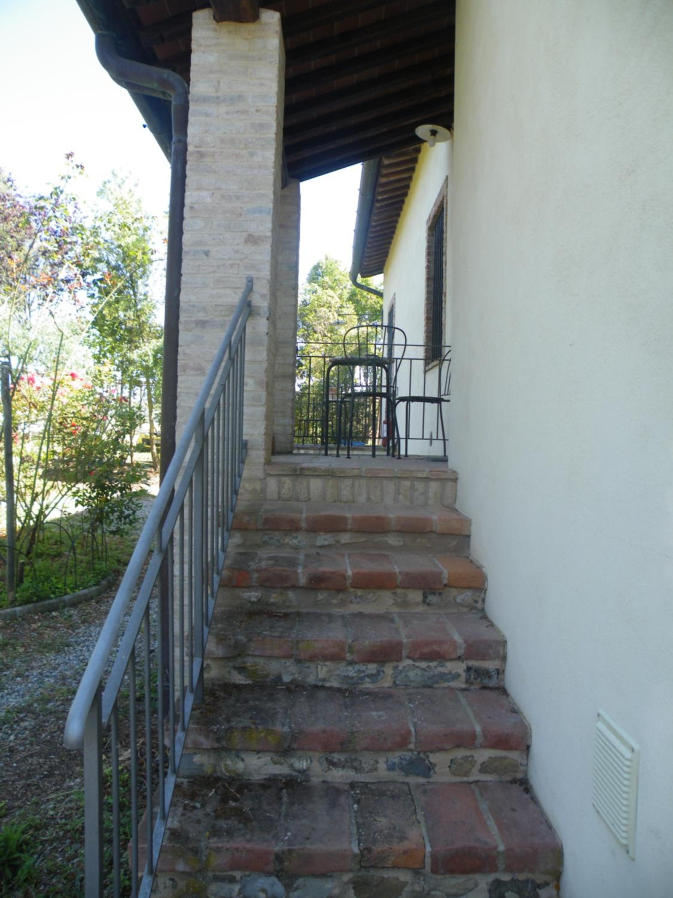Photo 49