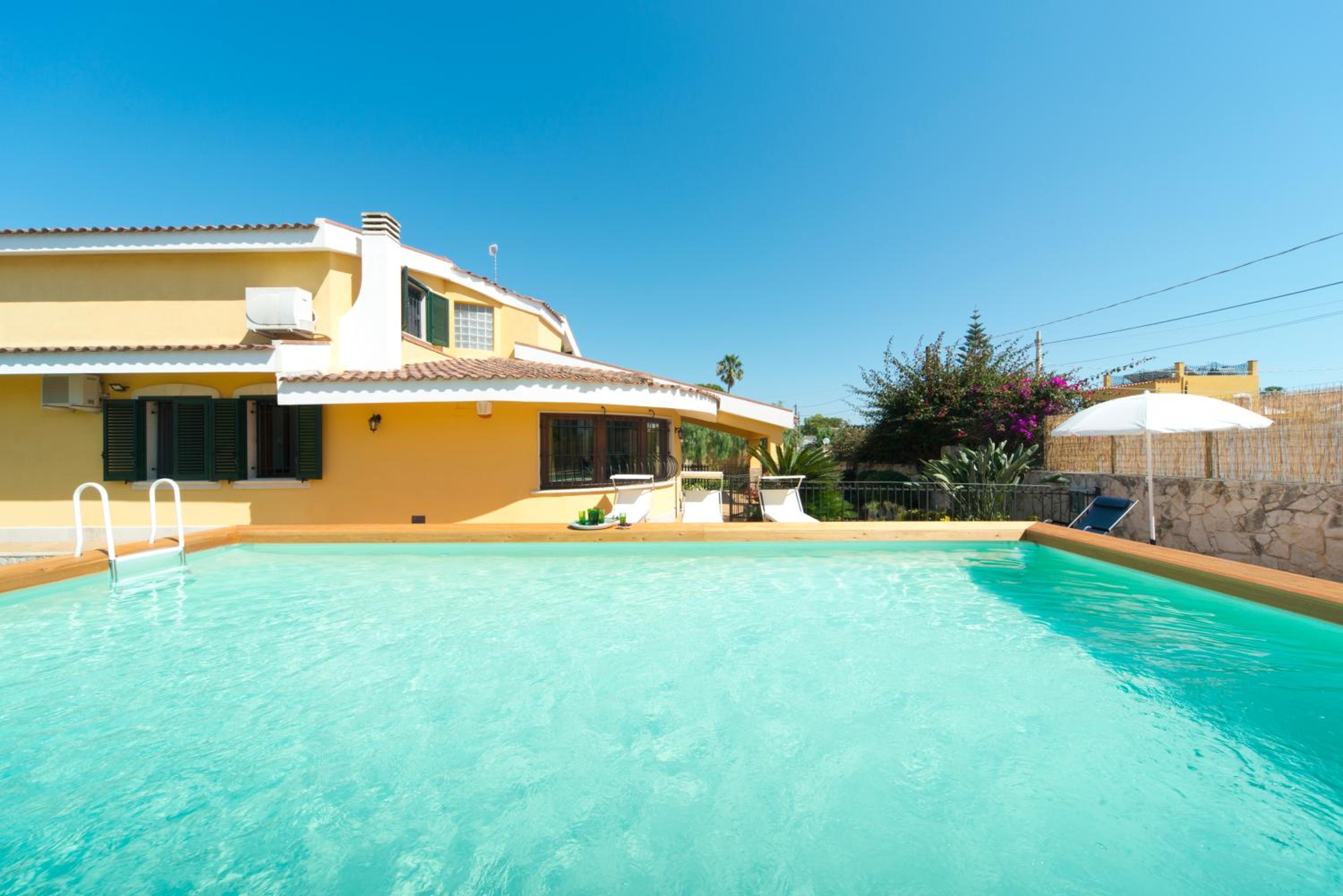 Villa Anbegia view 3