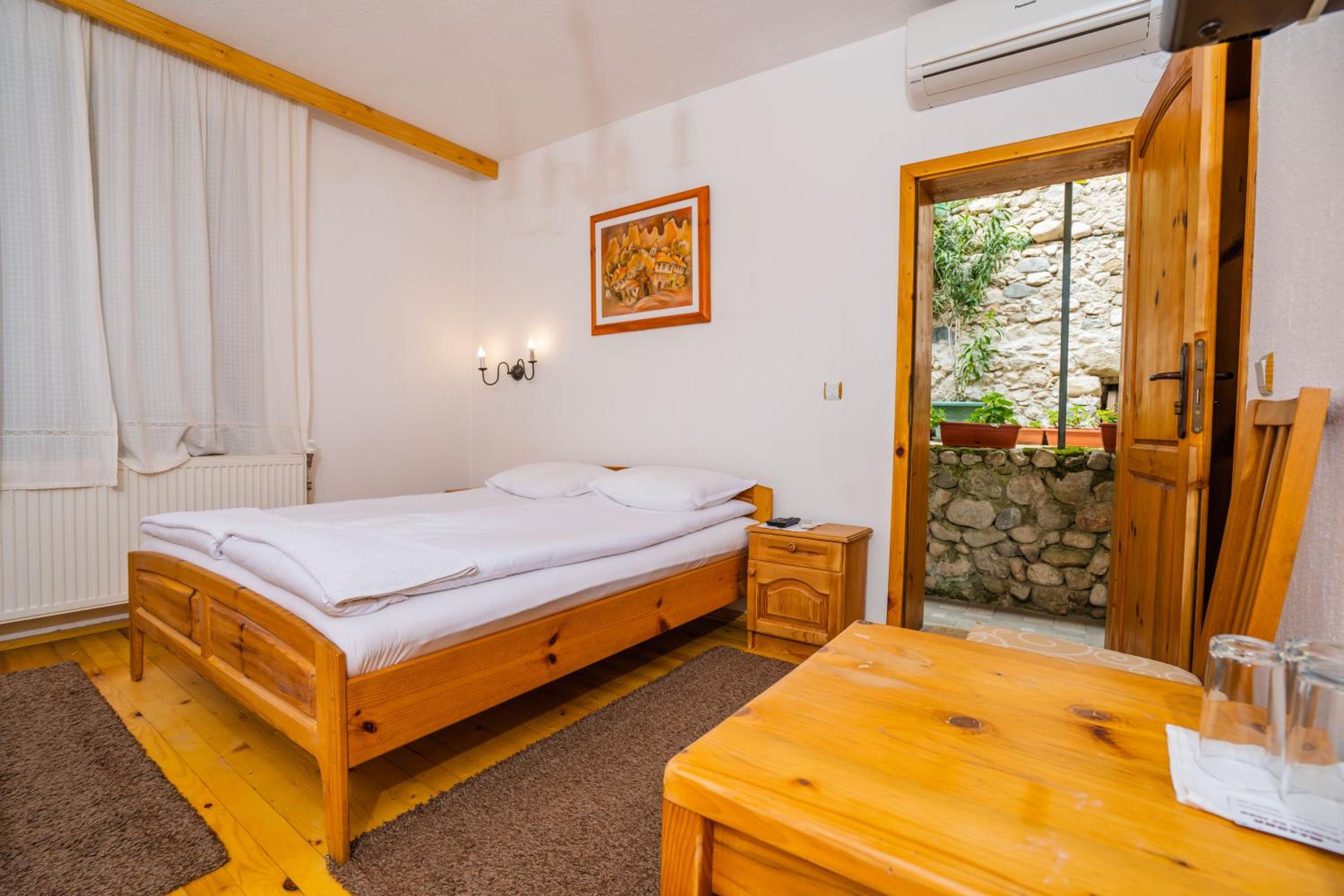 Toni's Guest House