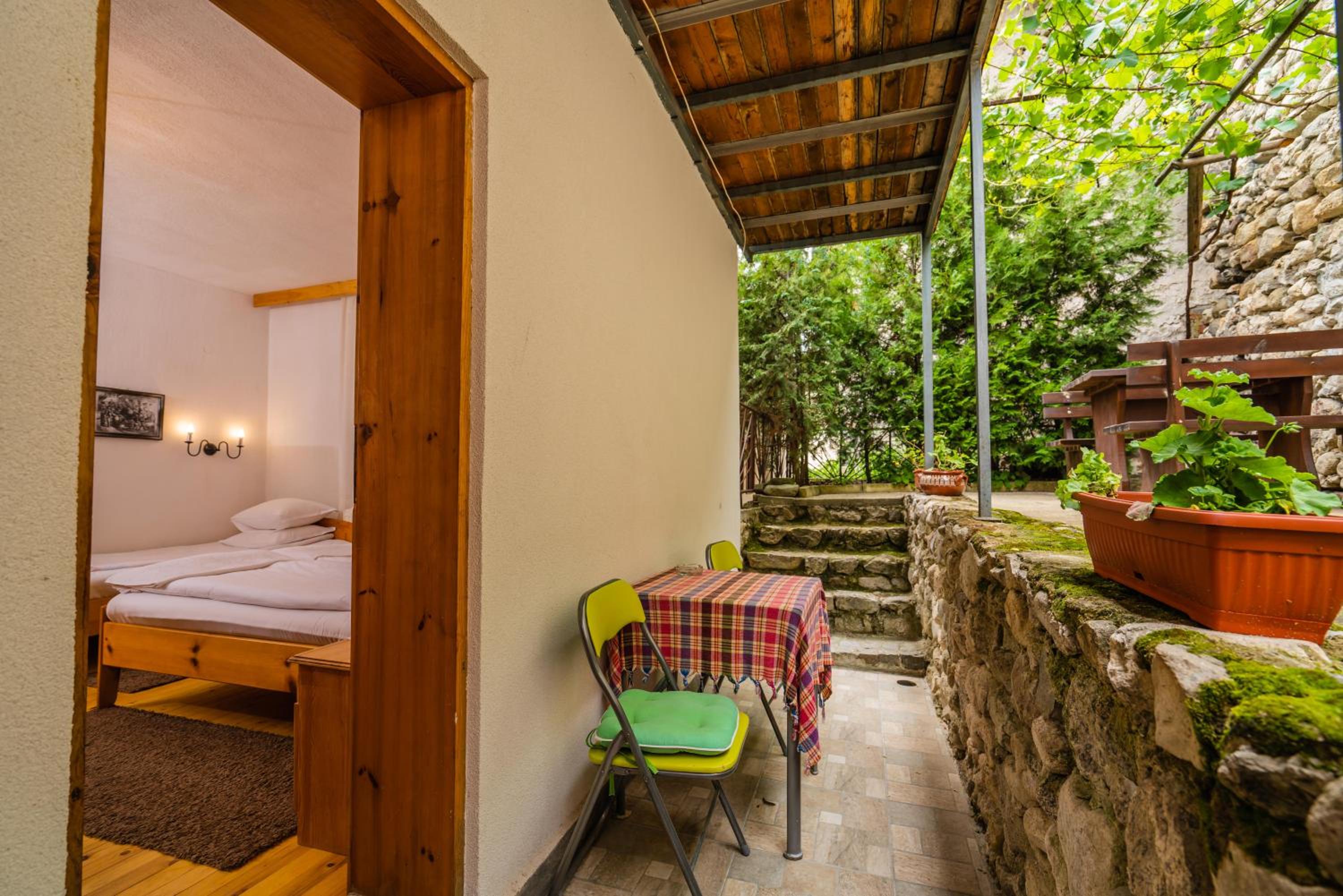Toni's Guest House