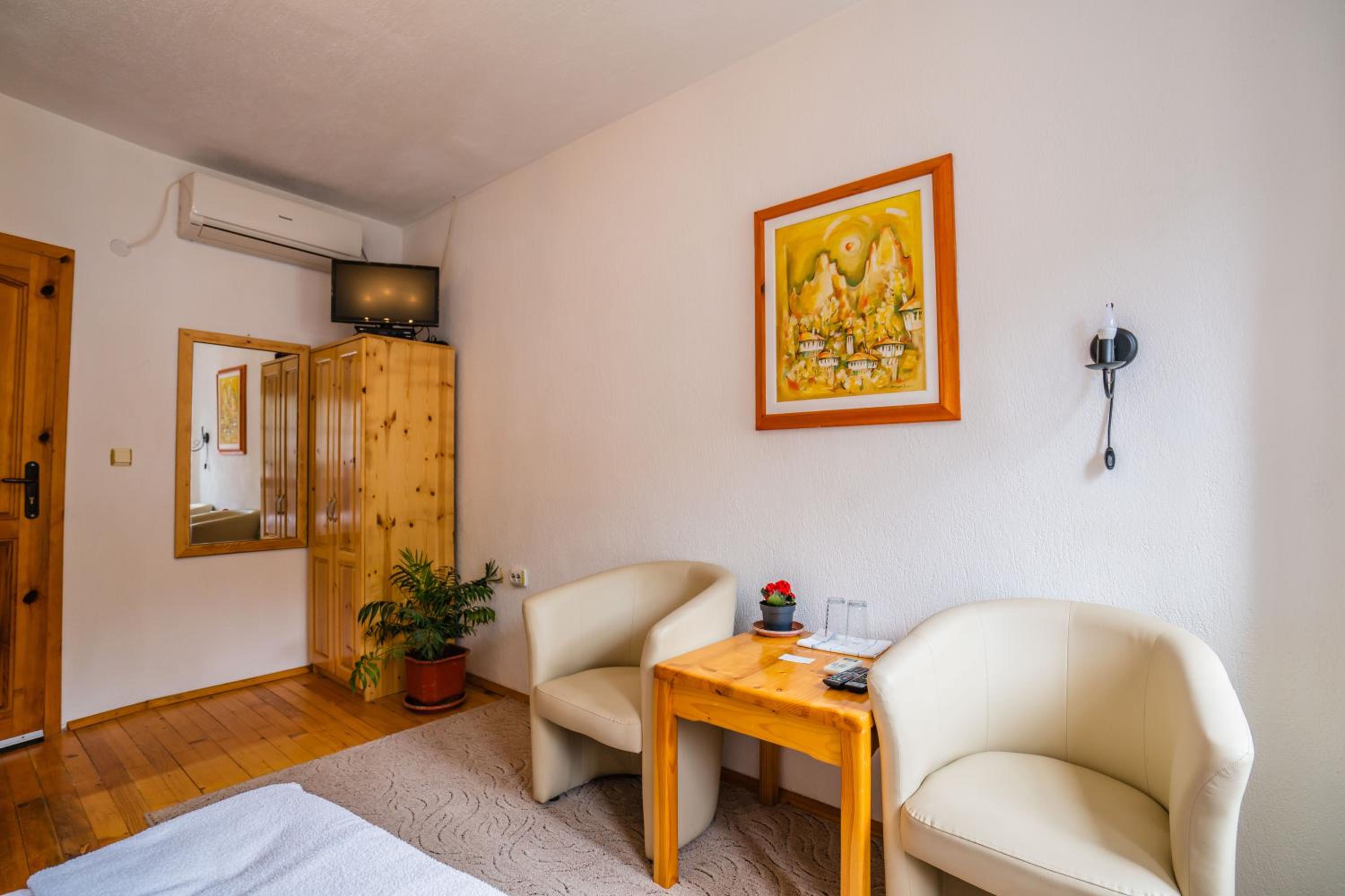 Toni's Guest House