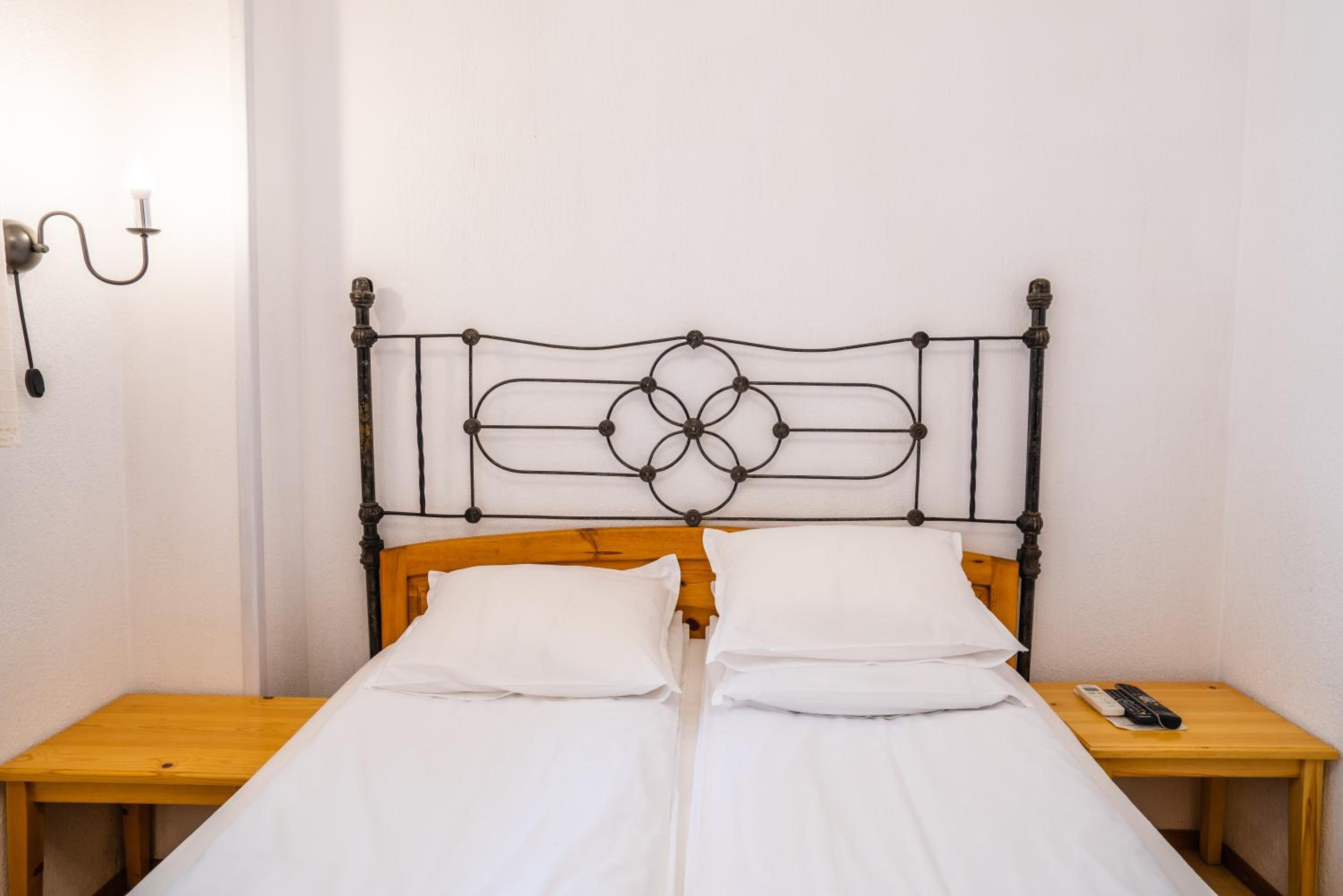 Toni's Guest House