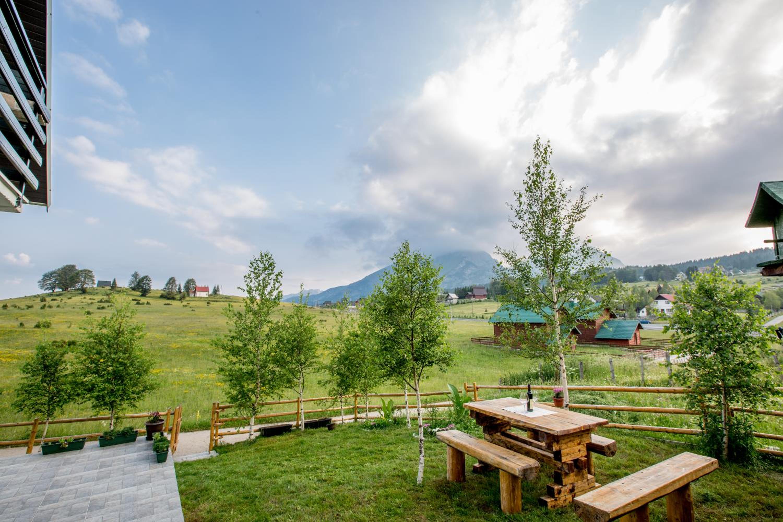 Guest house Sky Blue view 4