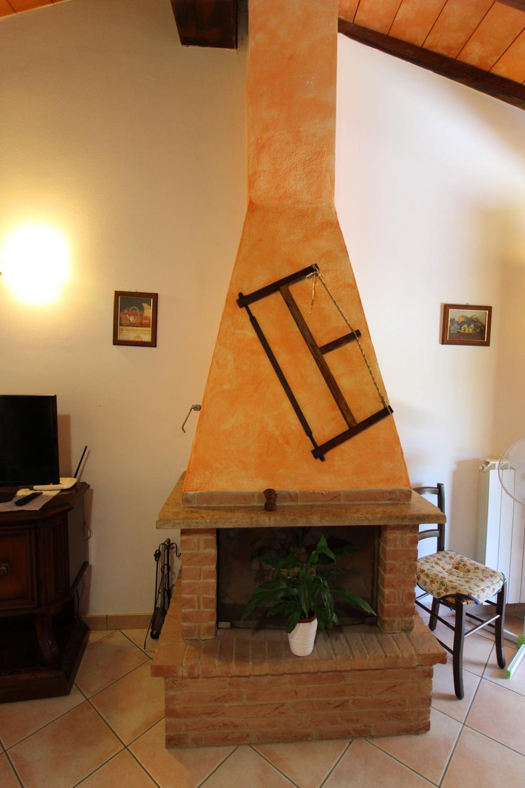Photo 33