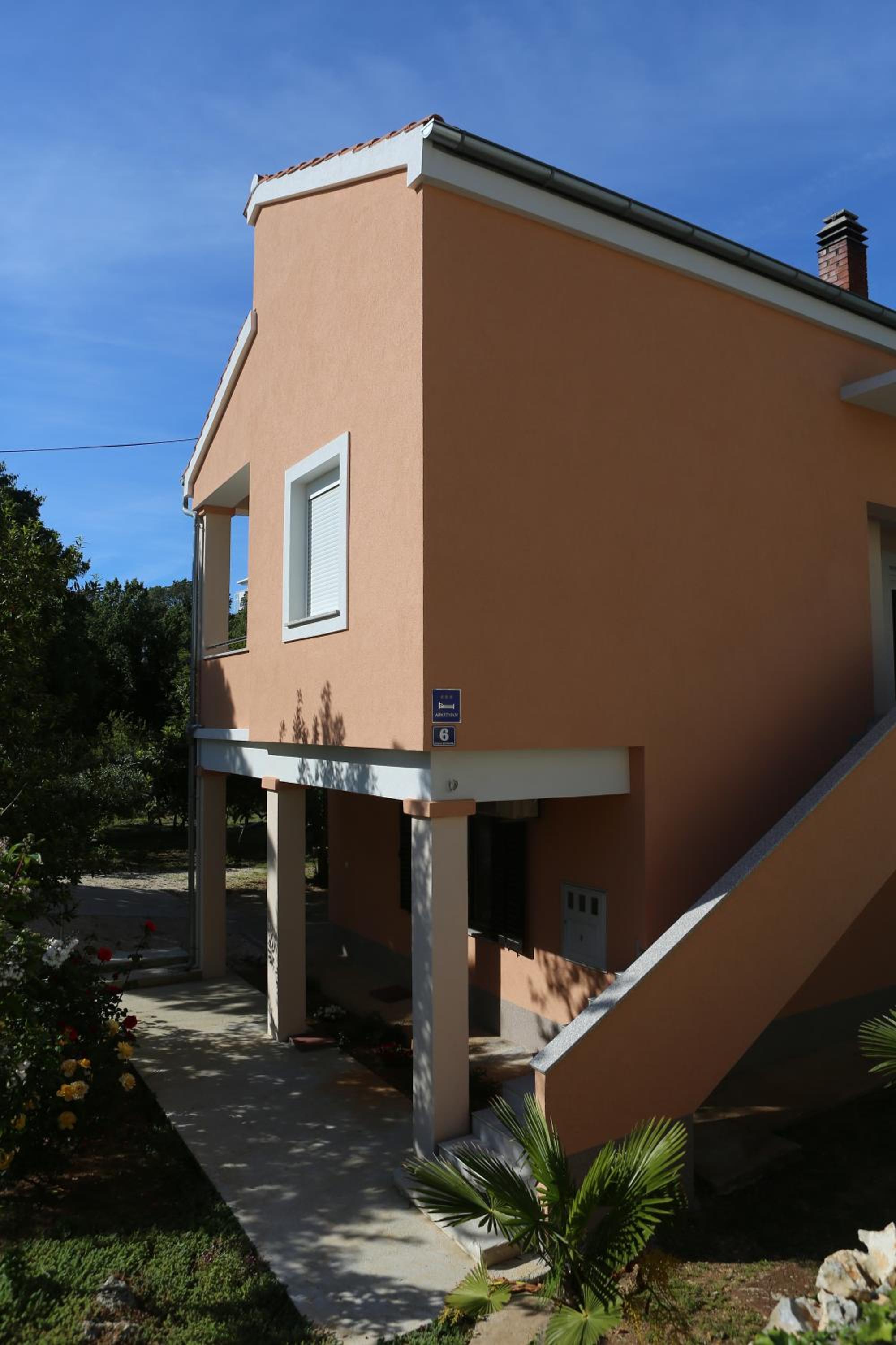 Photo 24