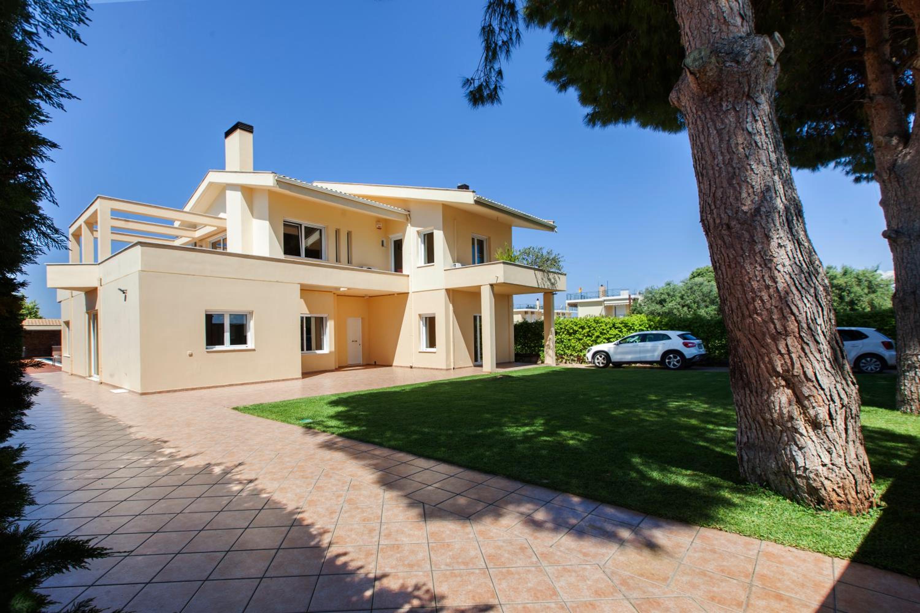Vila Nikopolis view 3