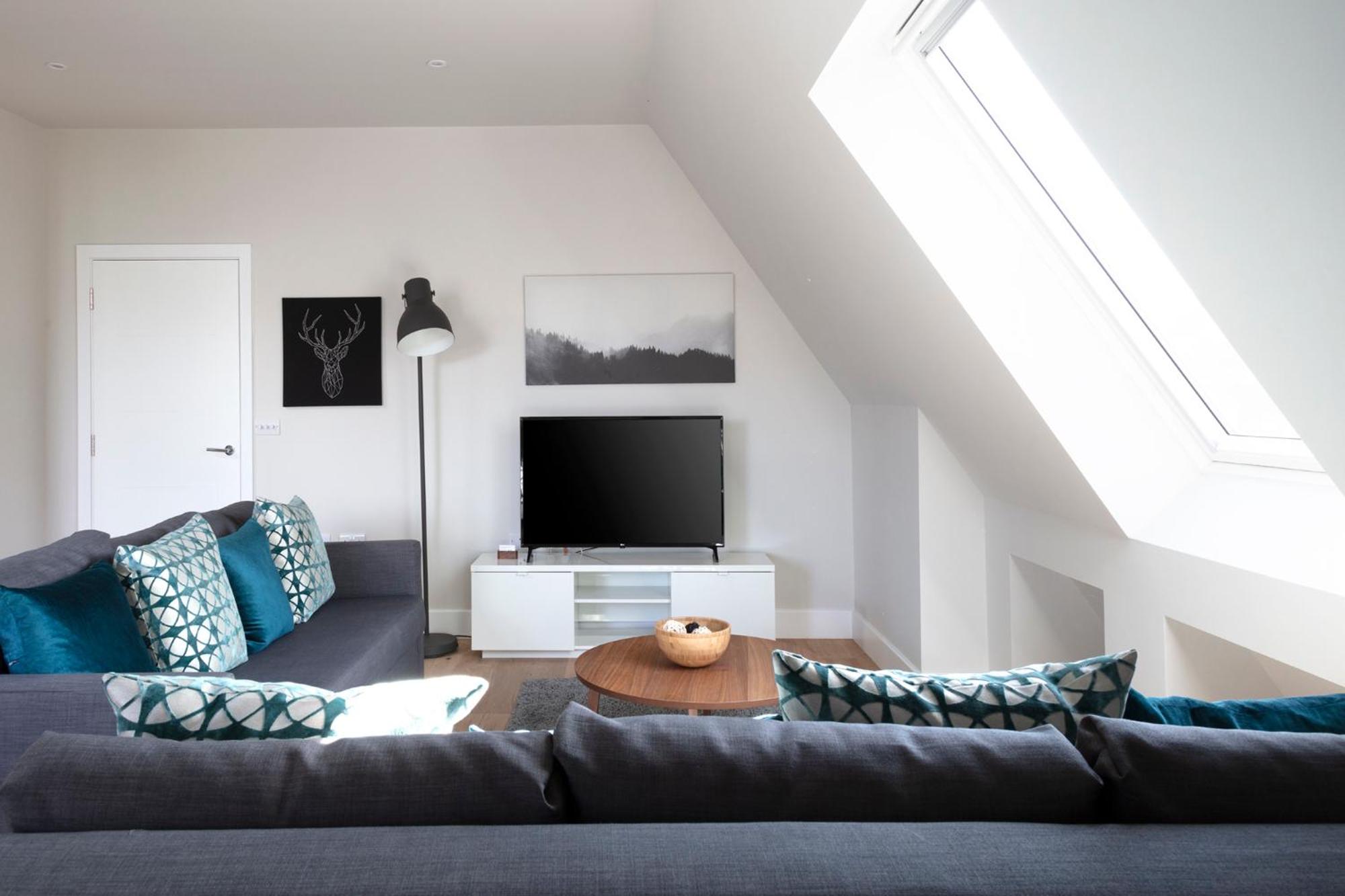 Hampden Apartments - The Richard view 4
