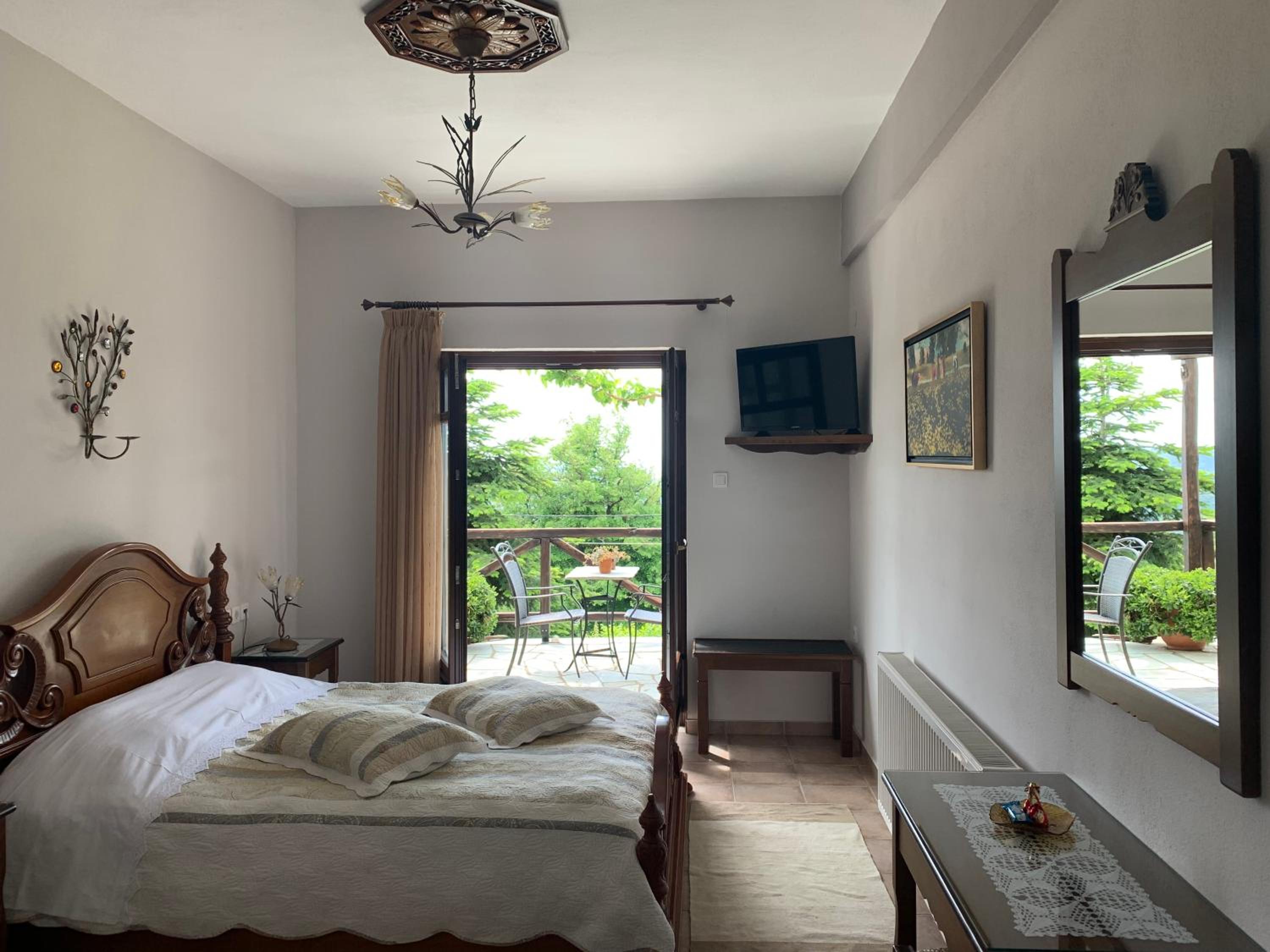 Iliovolo Guesthouse