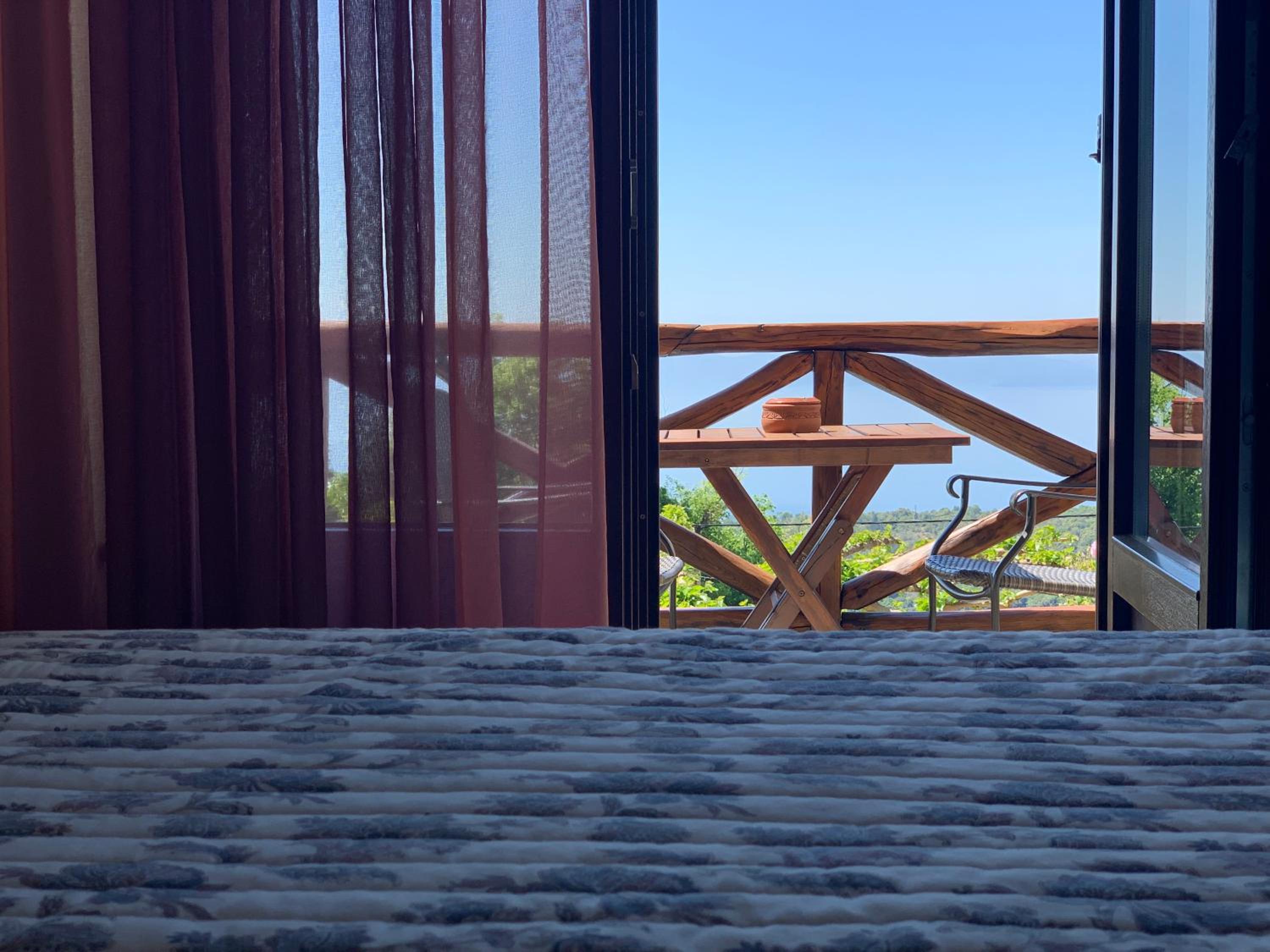 Iliovolo Guesthouse