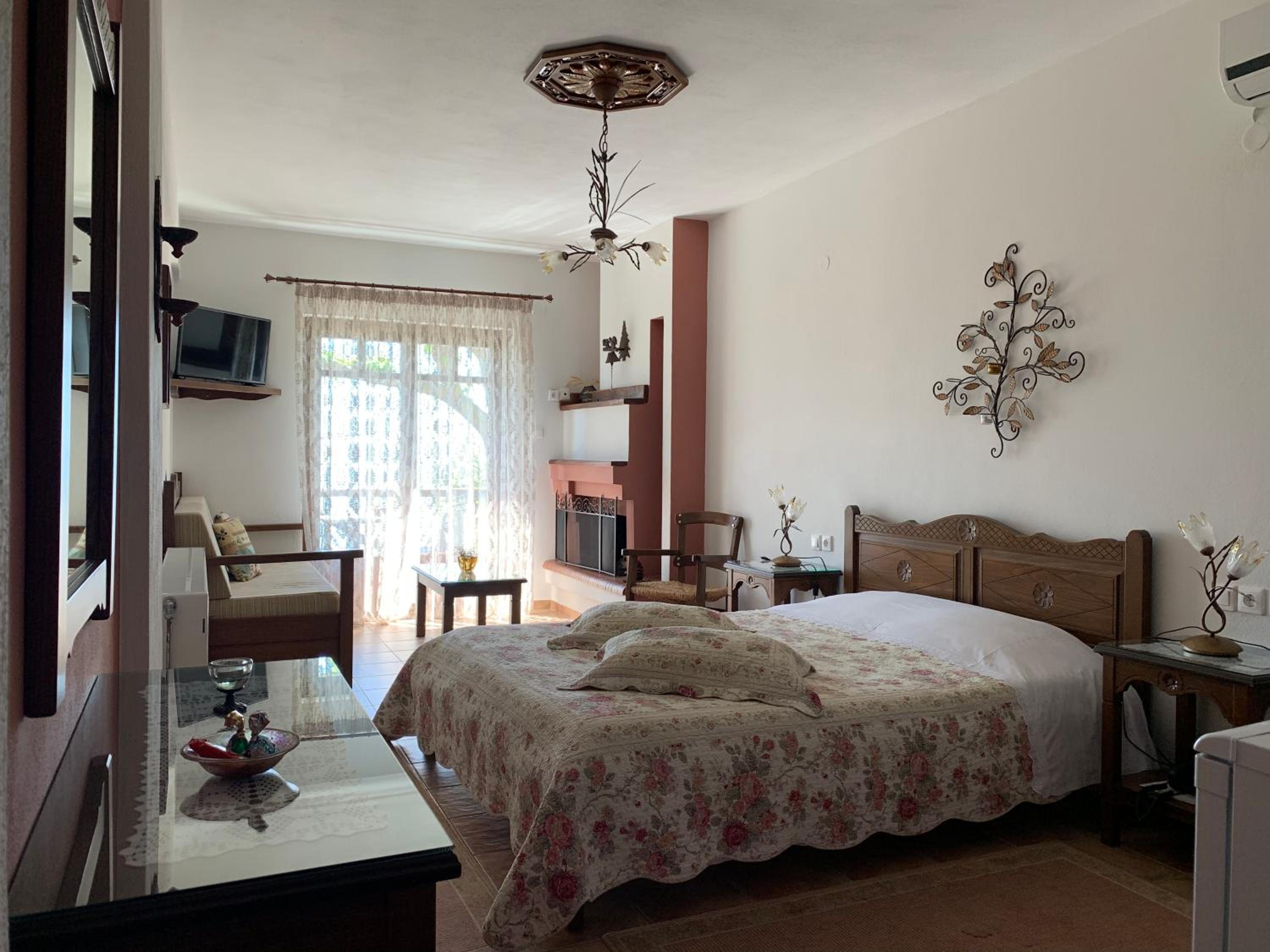Iliovolo Guesthouse